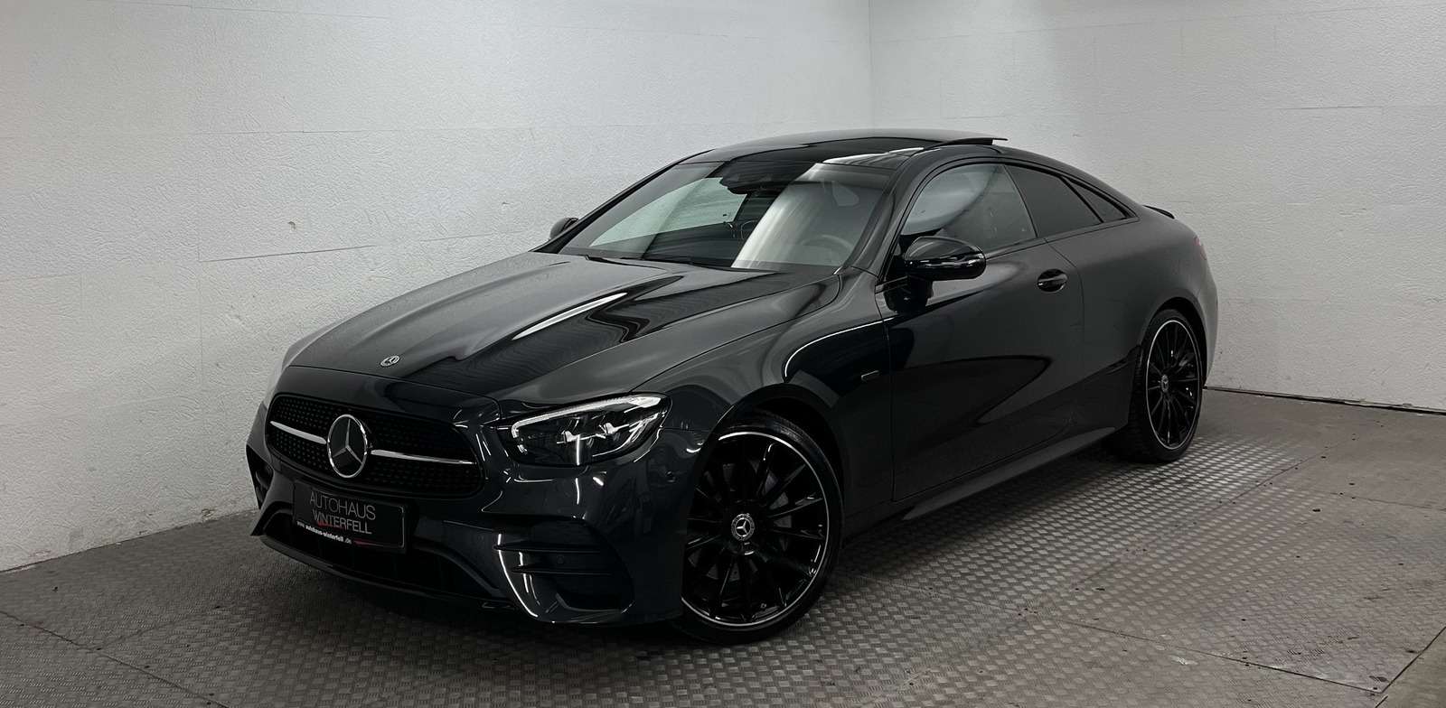 2022 Mercedes Benz E 200