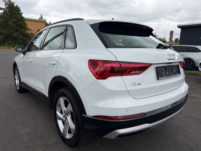 Audi Q3 40 TFSI quattro Standheizung Digital Kamera — photo 7