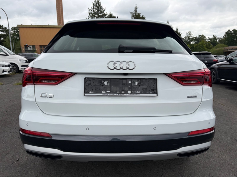 Audi Q3 40 TFSI quattro Standheizung Digital Kamera — photo 6