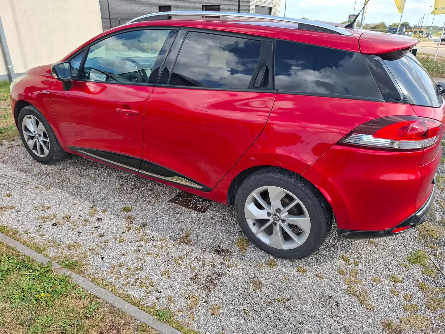 Renault Clio Clio Grandtour Energy TCe 90 Start Rouge - 2