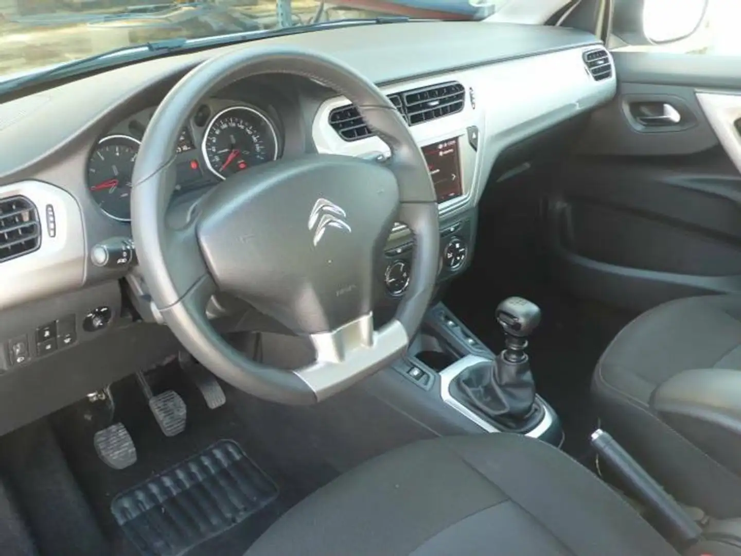 Citroen C-Elysée 1.5 BlueHDi Shine 100 Blanc - 2