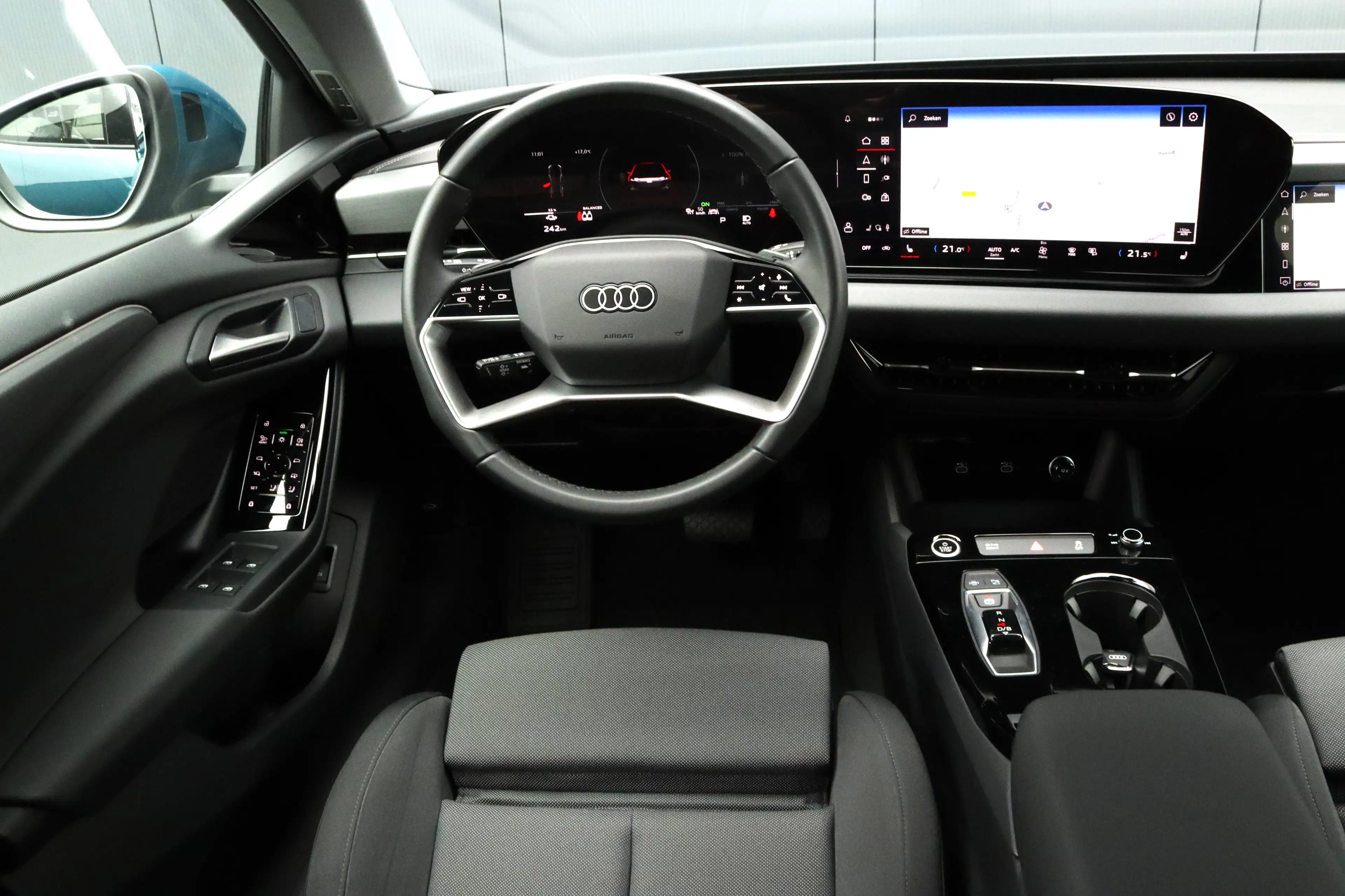 Audi A6 e-tron edition 83 kWh I 20 inch I Trekhaak I Garantie tot 08-2030 I Passenger display — photo 17