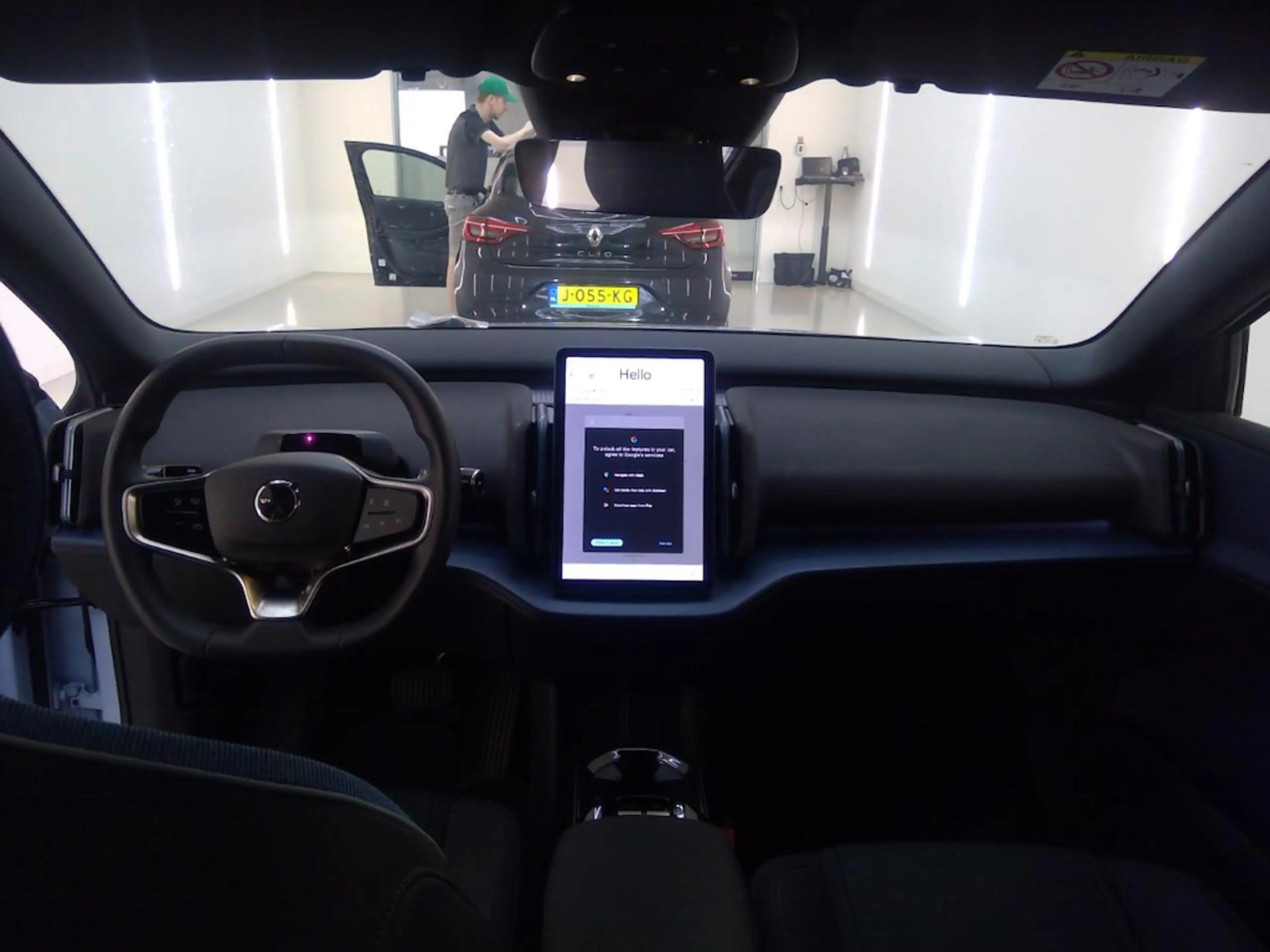 Volvo EX30 Single Motor Extended Range Plus 69 kWh | Afwijken — photo 3