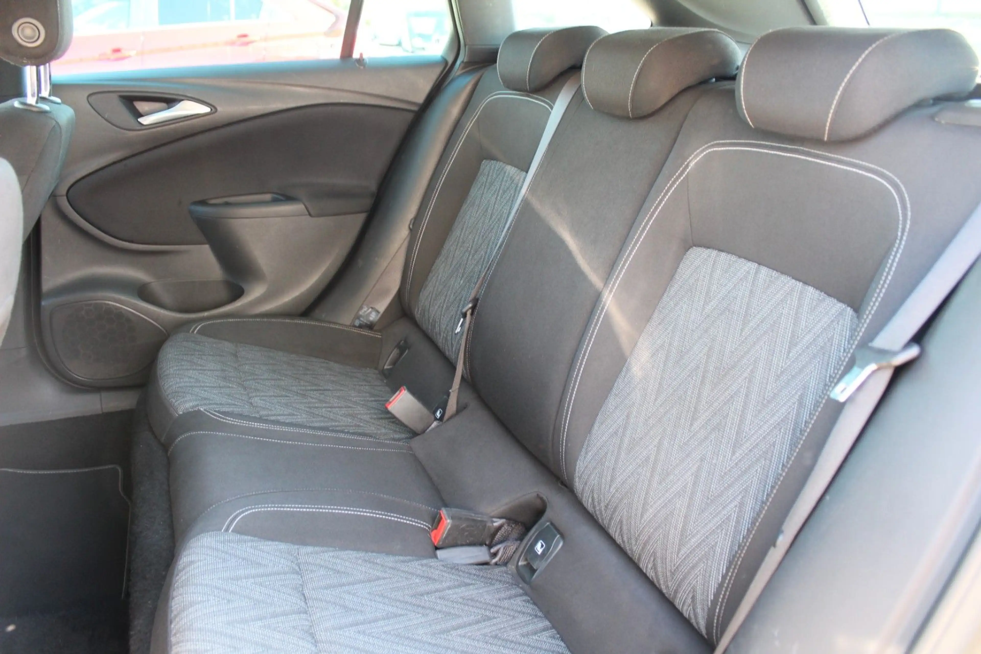 Opel Astra K 1.2 ST  Navi Sitzhzg R.Kamera AHK ACC — photo 14
