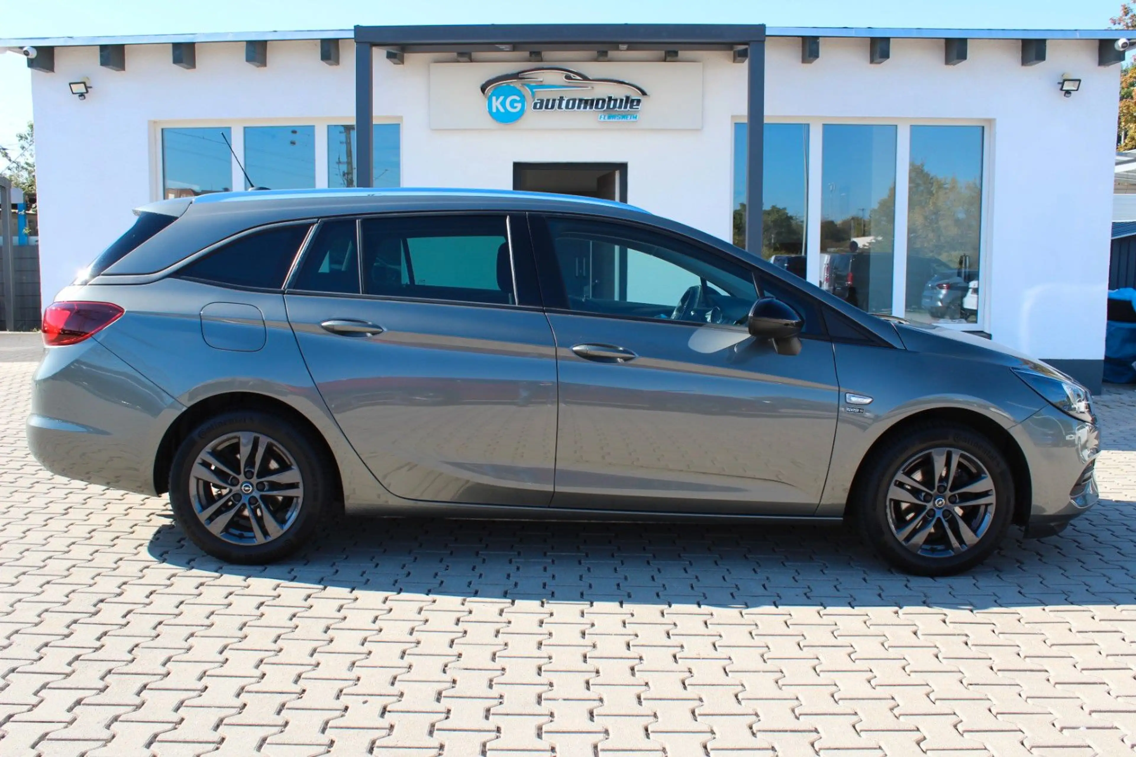 Opel Astra K 1.2 ST  Navi Sitzhzg R.Kamera AHK ACC — photo 5