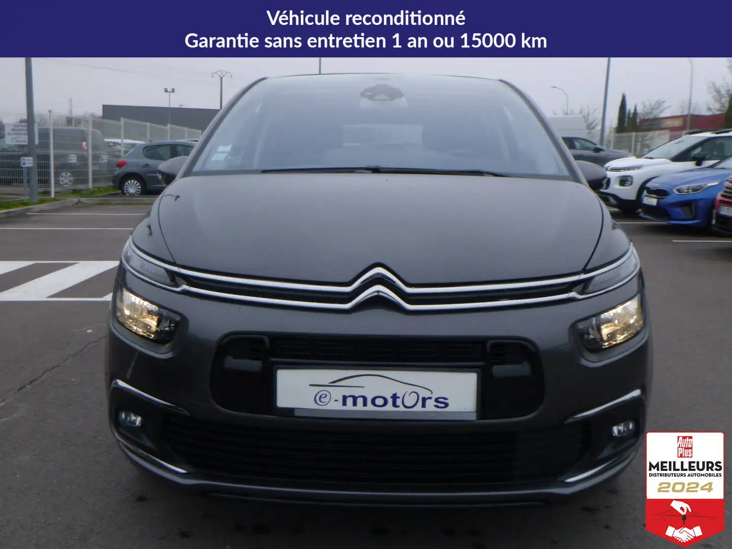 Citroen C4 SpaceTourer PureTech 130 S\u0026S Shine + Attelage Gris - 2