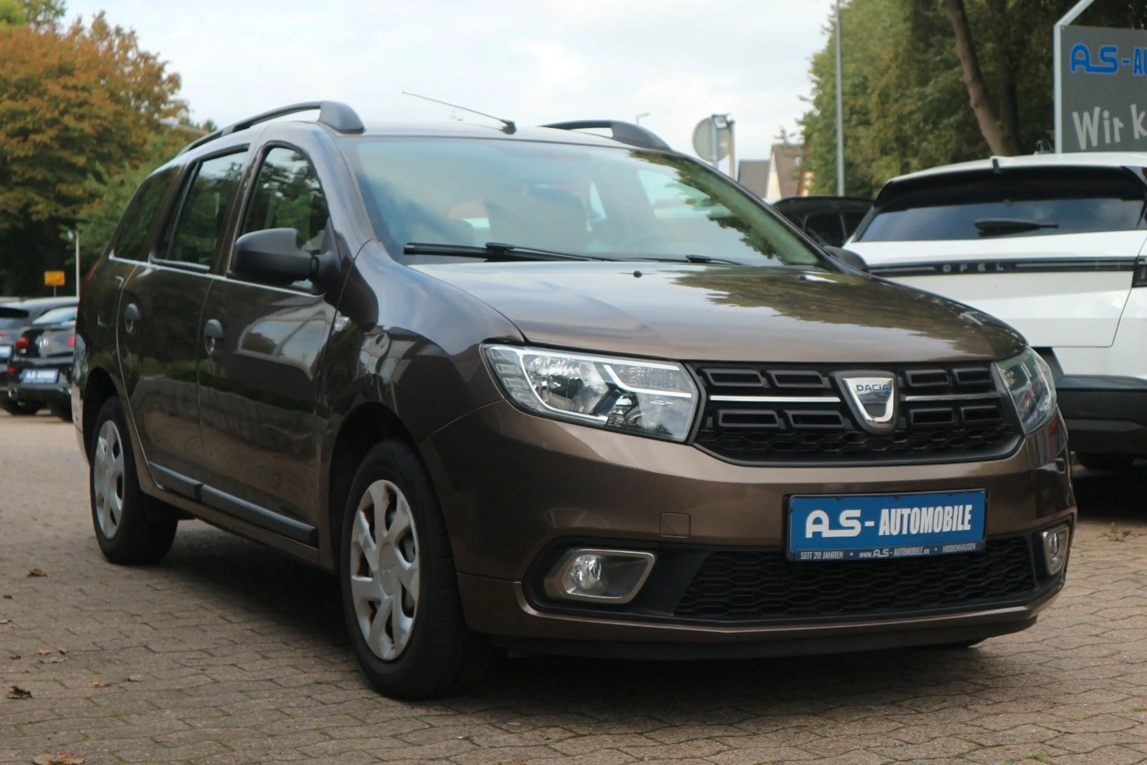 Dacia Logan MCV II Kombi Essential *1.HD|KLIMA|LED|BT* — photo 2