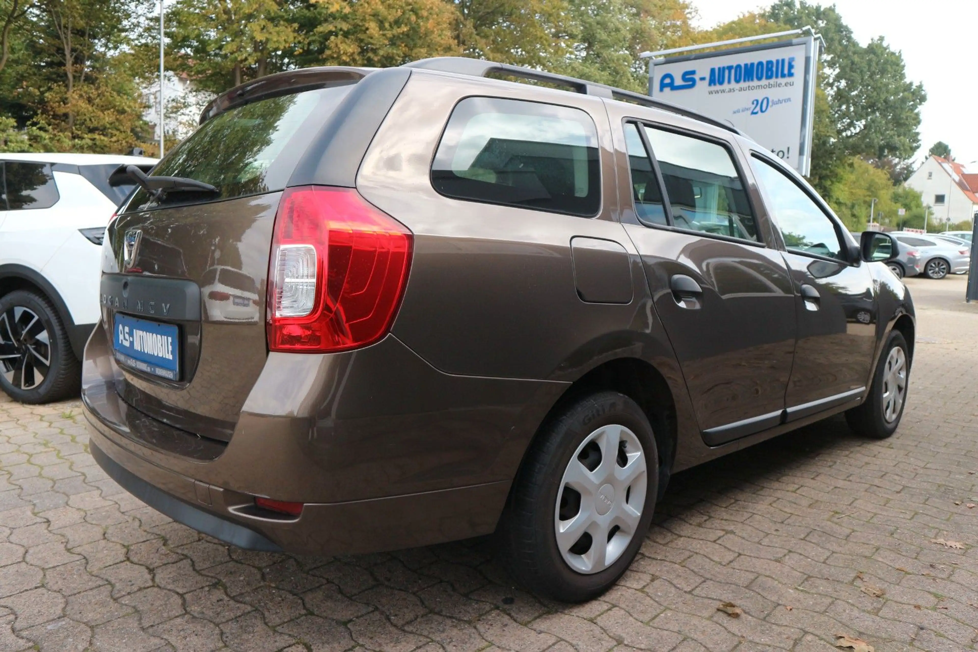 Dacia Logan MCV II Kombi Essential *1.HD|KLIMA|LED|BT* — photo 7