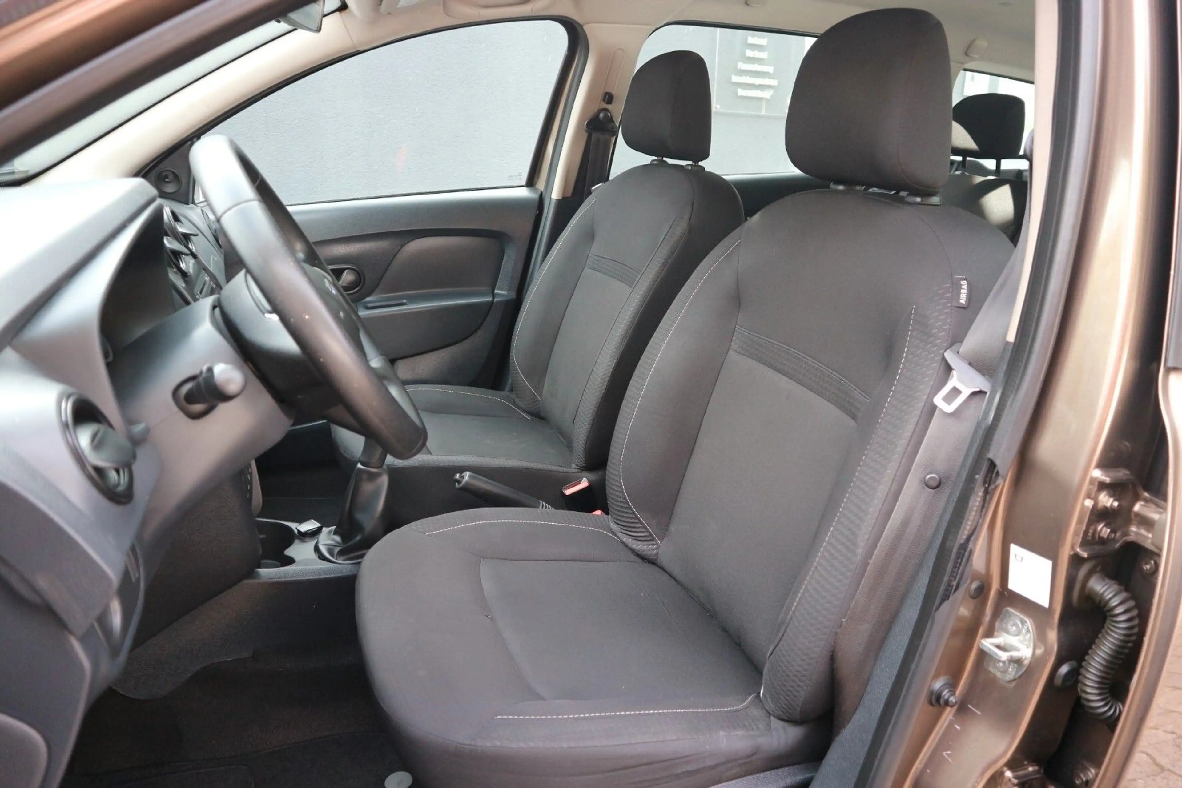 Dacia Logan MCV II Kombi Essential *1.HD|KLIMA|LED|BT* — photo 8