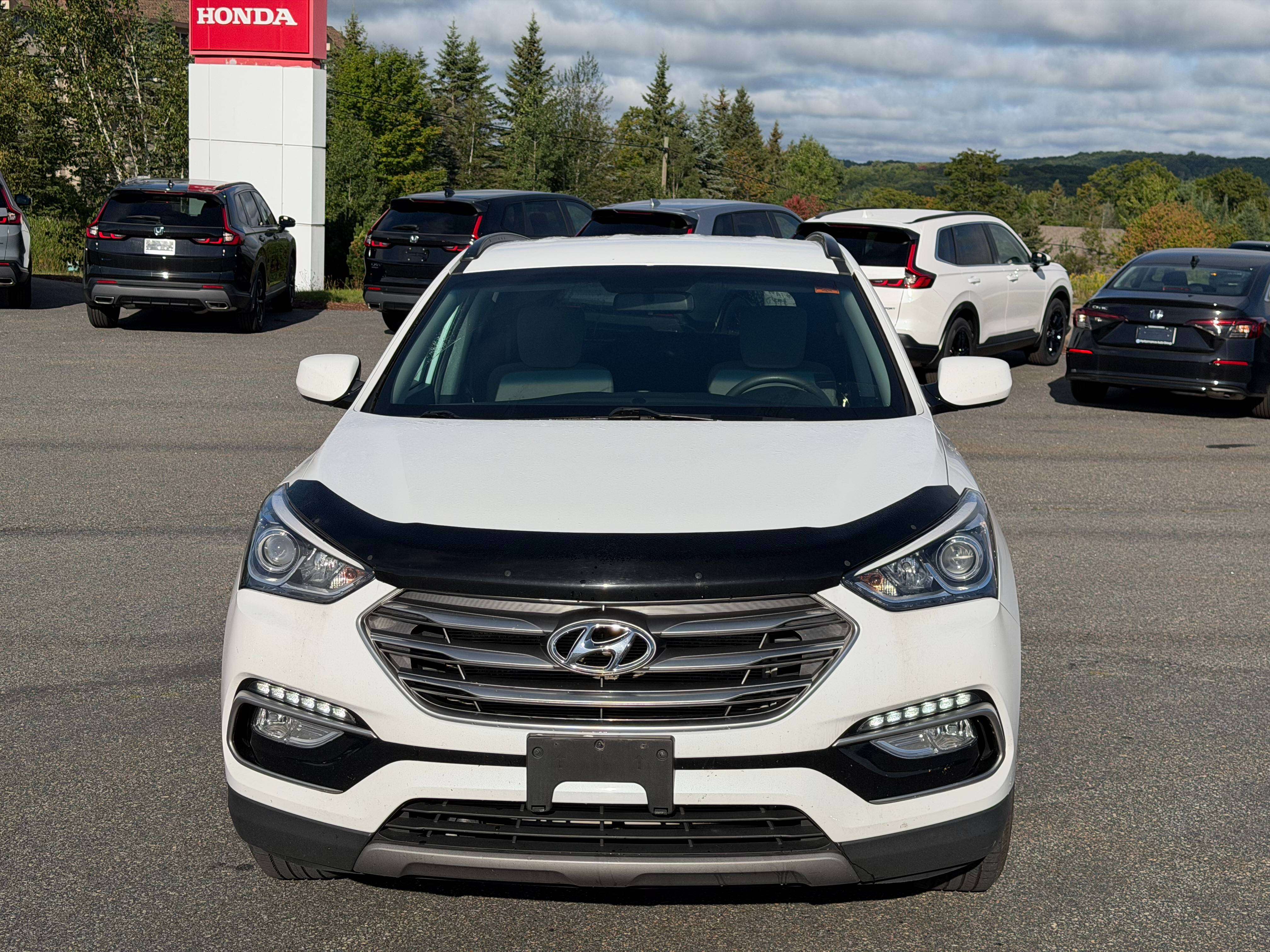 2017 Hyundai Santa Fe Sport | Low Mileage | Heated Seats — снимка 1