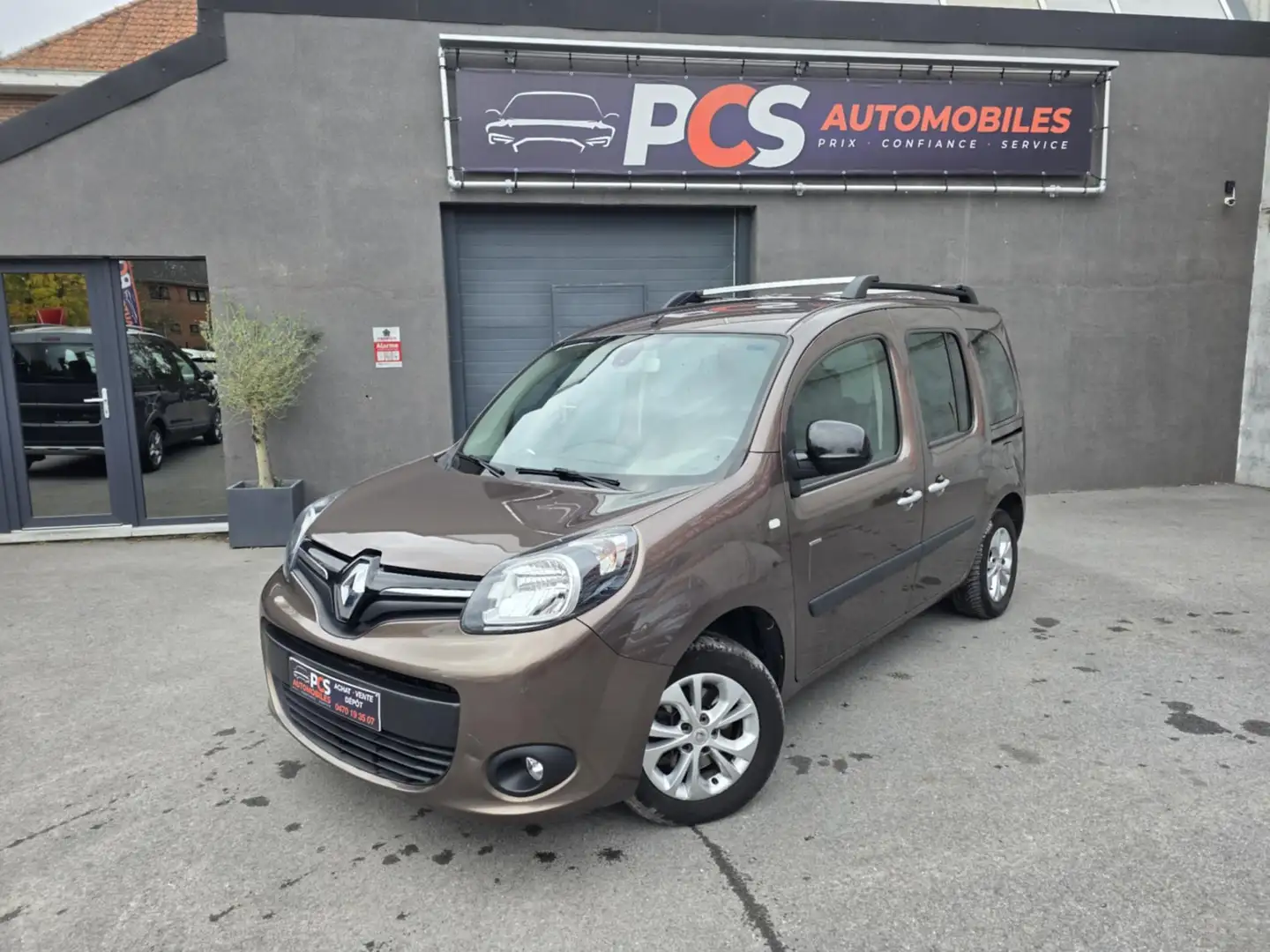 Renault Kangoo 1.2Tce INTENS 5 PLACES BOÎTE AUTO*GPS*PDC*... Brun - 1