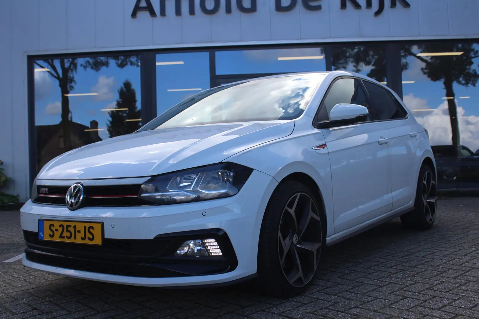 Volkswagen Polo GTI 2.0 TSI DSG Wit - 2