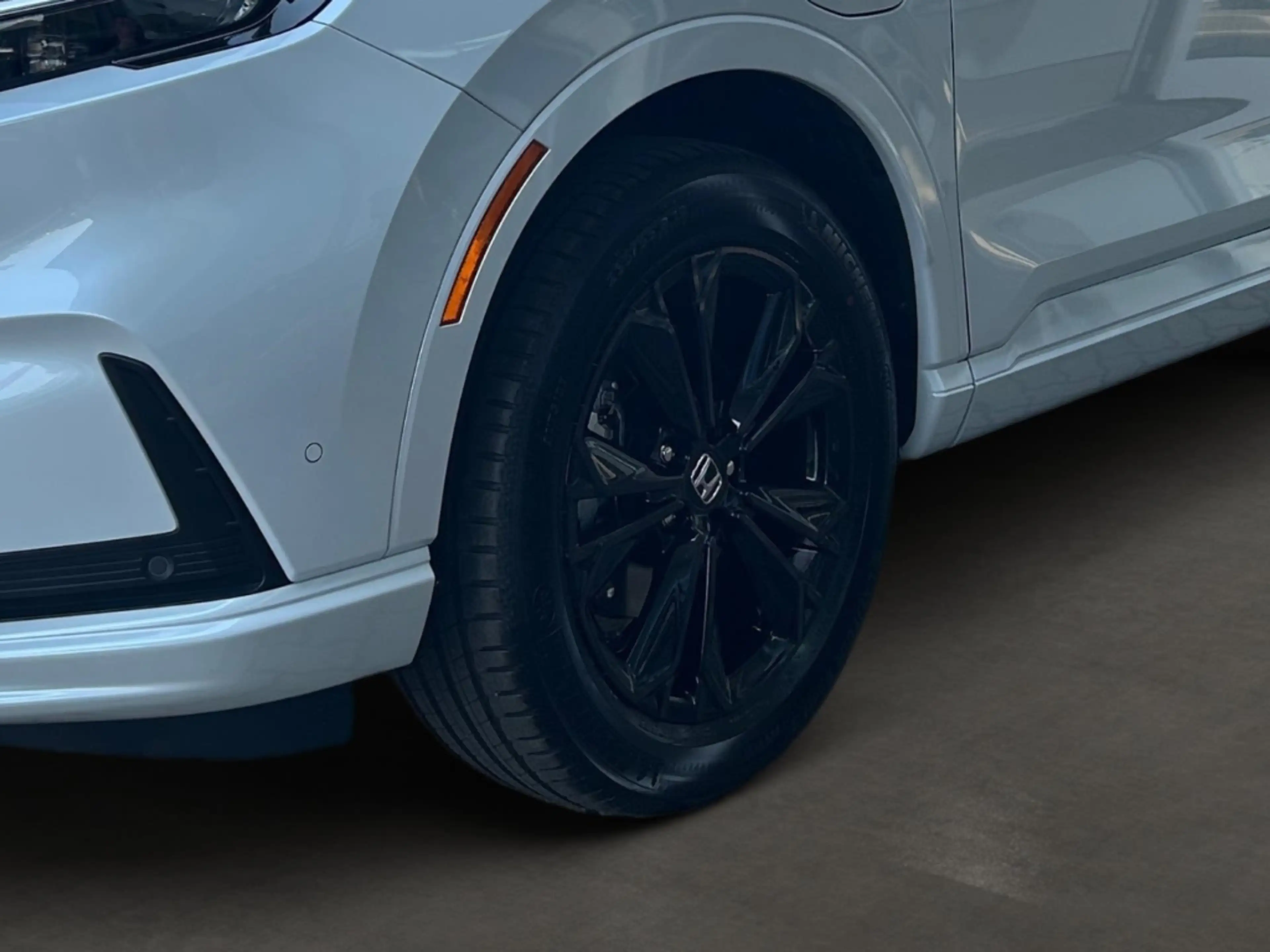 Honda CR-V 2WD Plug-in-Hybrid 2.0 e PHEV Advance Tech Park-As — photo 7
