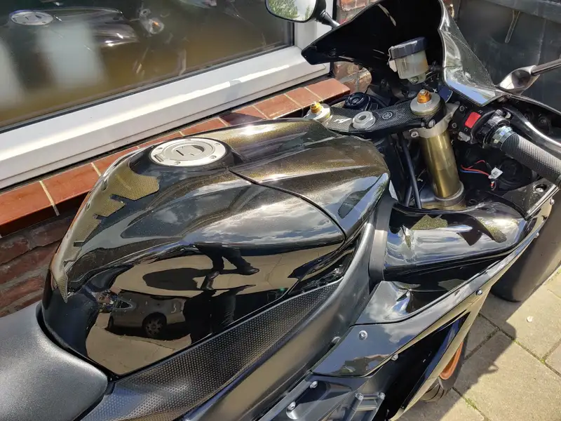 Yamaha YZF-R1 - foto 7