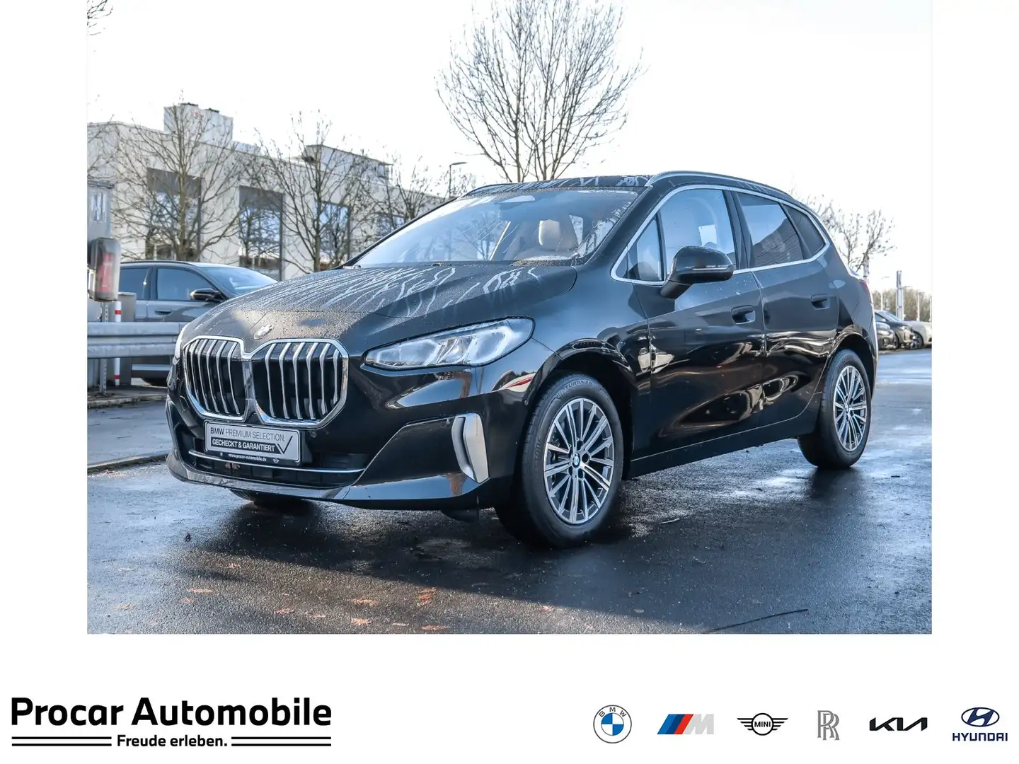 BMW 218 d Active Tourer Luxury Line PANO ACC RFK LED Schwarz - 1