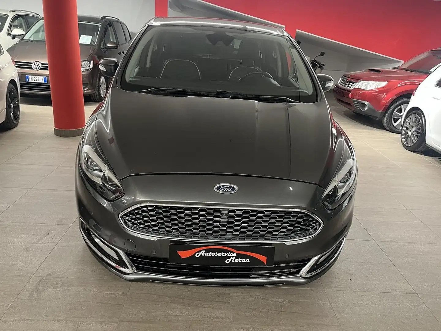 Ford S-Max 2.0 TDCI 4x4 Vignale 7posti Grigio - 2