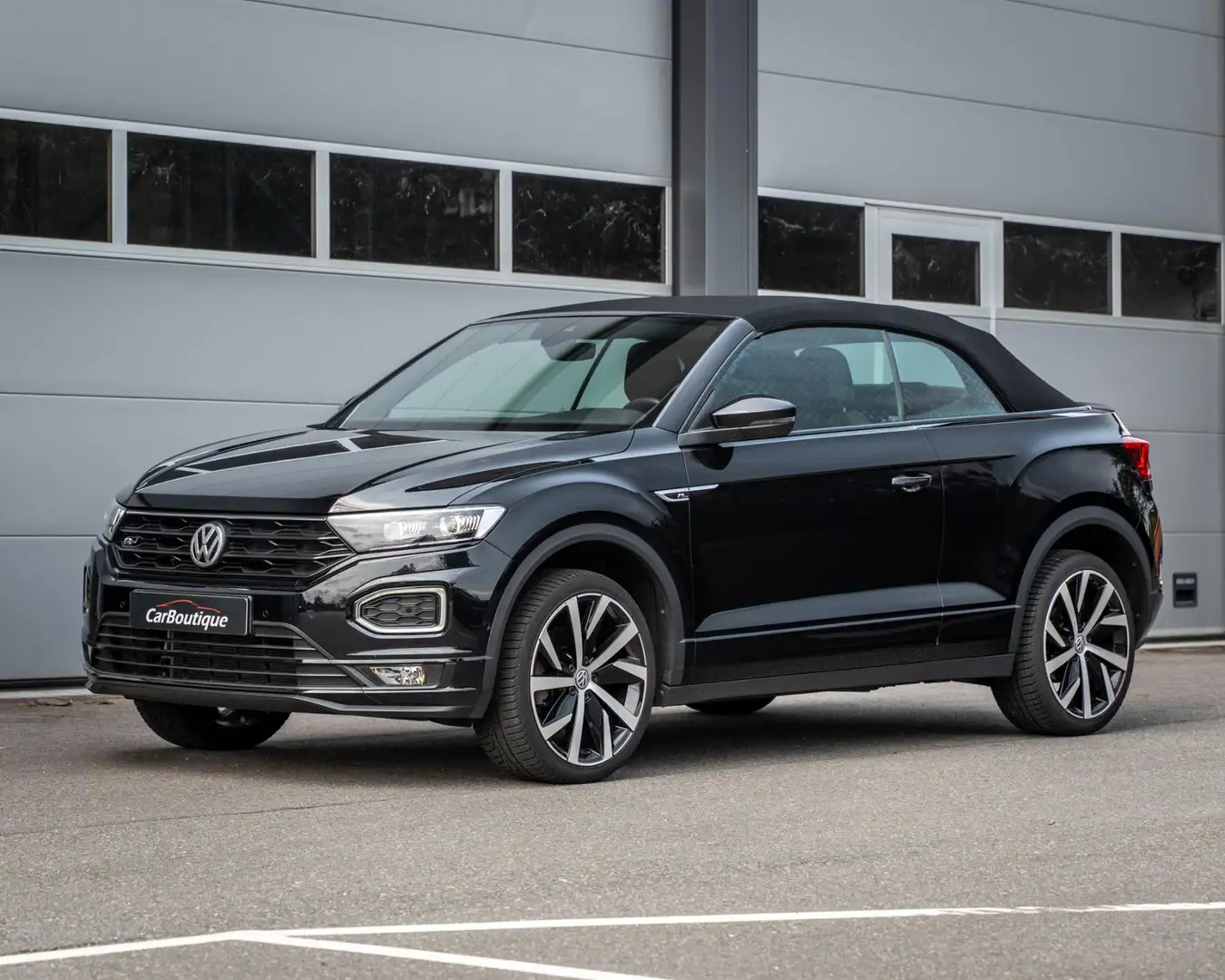 Volkswagen T-Roc Cabrio 1.5 TSI R-Line I Automaat I Camera I Leer I Zwart - 2
