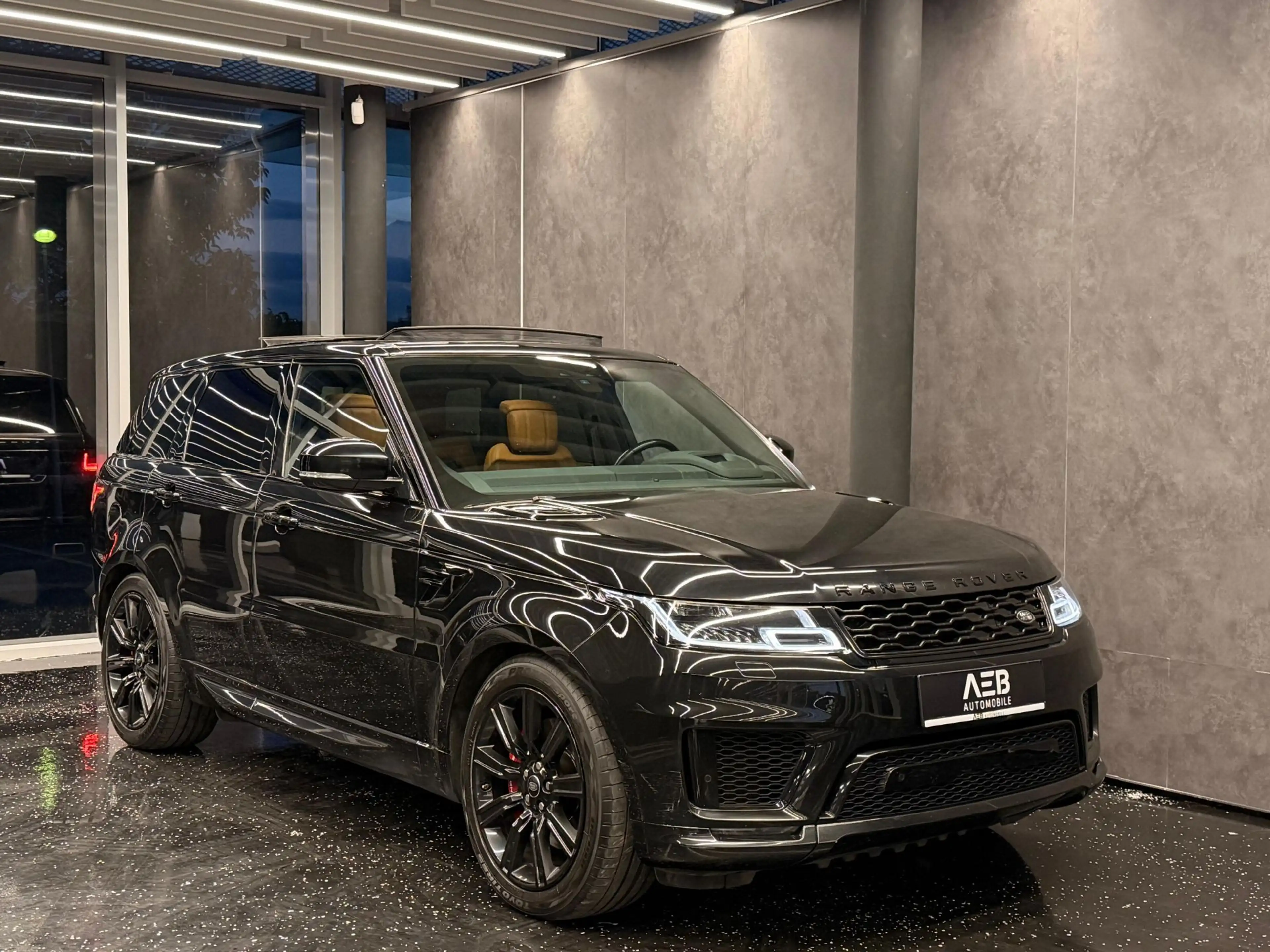 Land Rover Range Rover Sport P400e Hybrid — photo 4