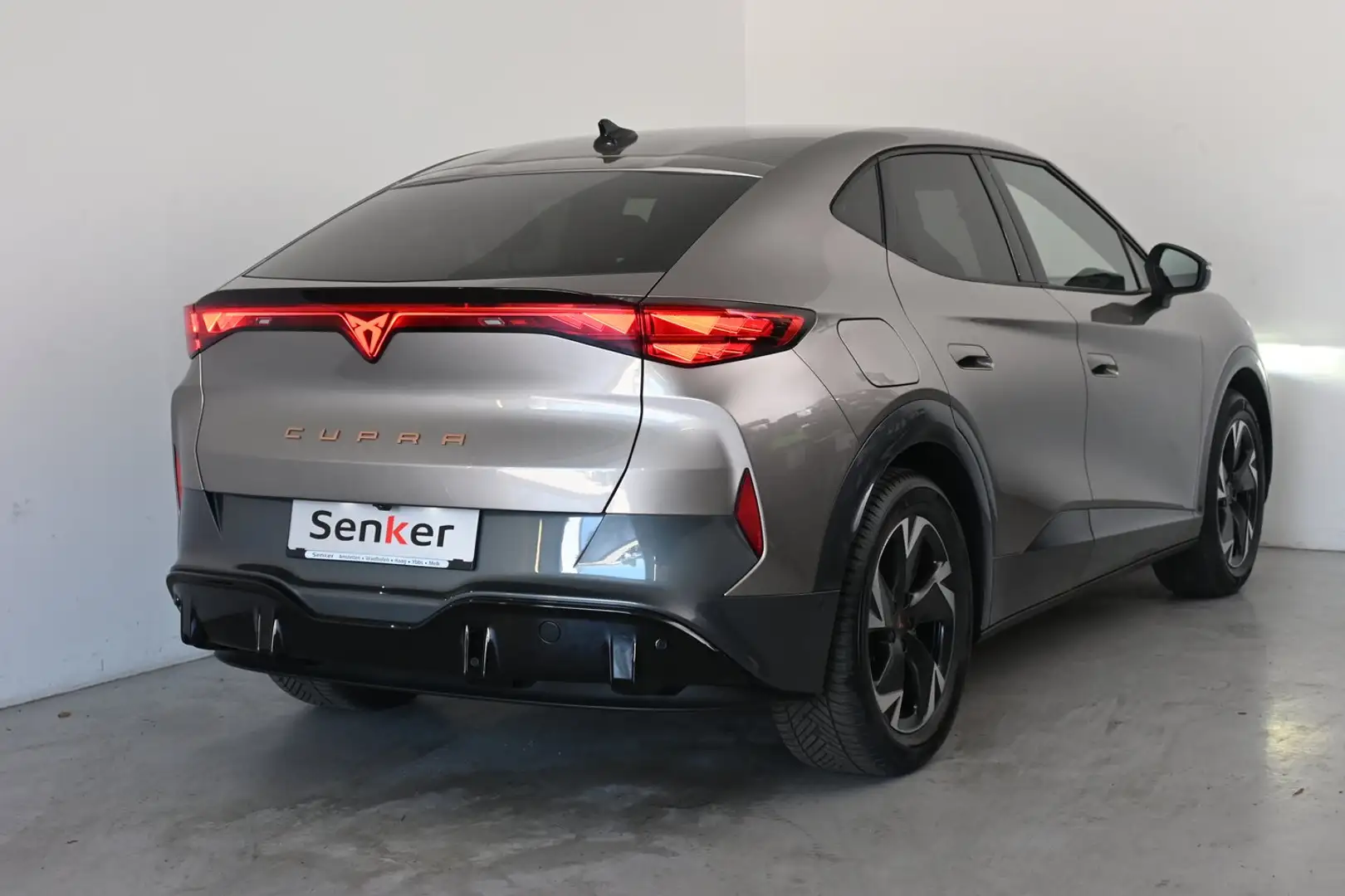 CUPRA Tavascan DEAL 210kW/286PS Braun - 2