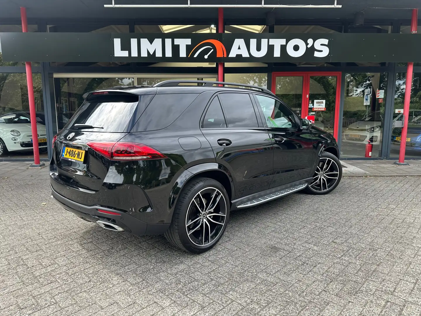 Mercedes-Benz GLE 450 4MATIC Premium Plus Panorama/360camera/Navi/St.ver Schwarz - 2