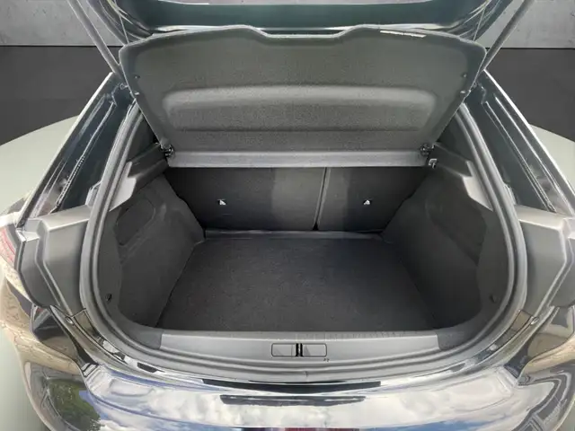 Peugeot 208 view 7