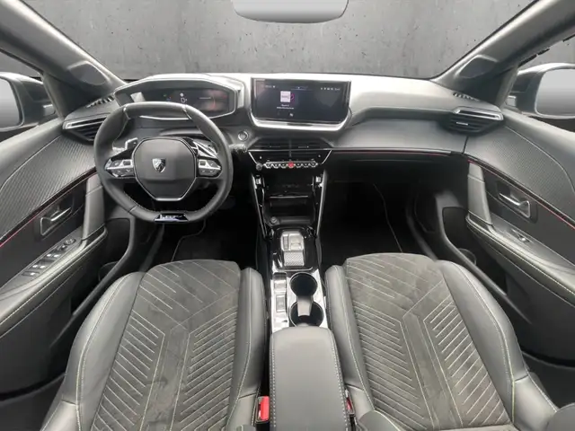 Peugeot 208 view 12