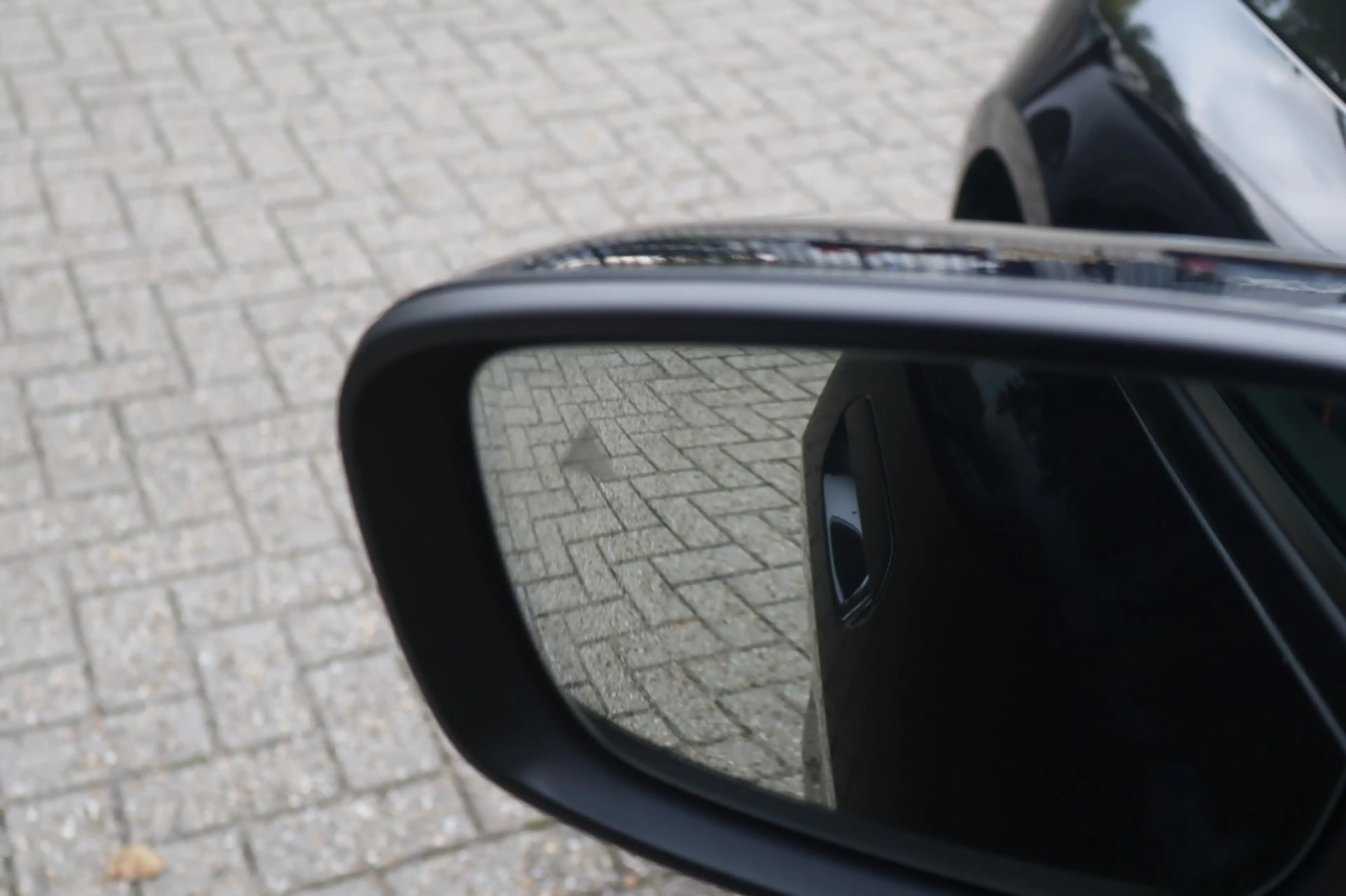 BMW i4 (G26) BEV eDrive40 340pk SoH 97% I Pano I Laser LE — photo 7