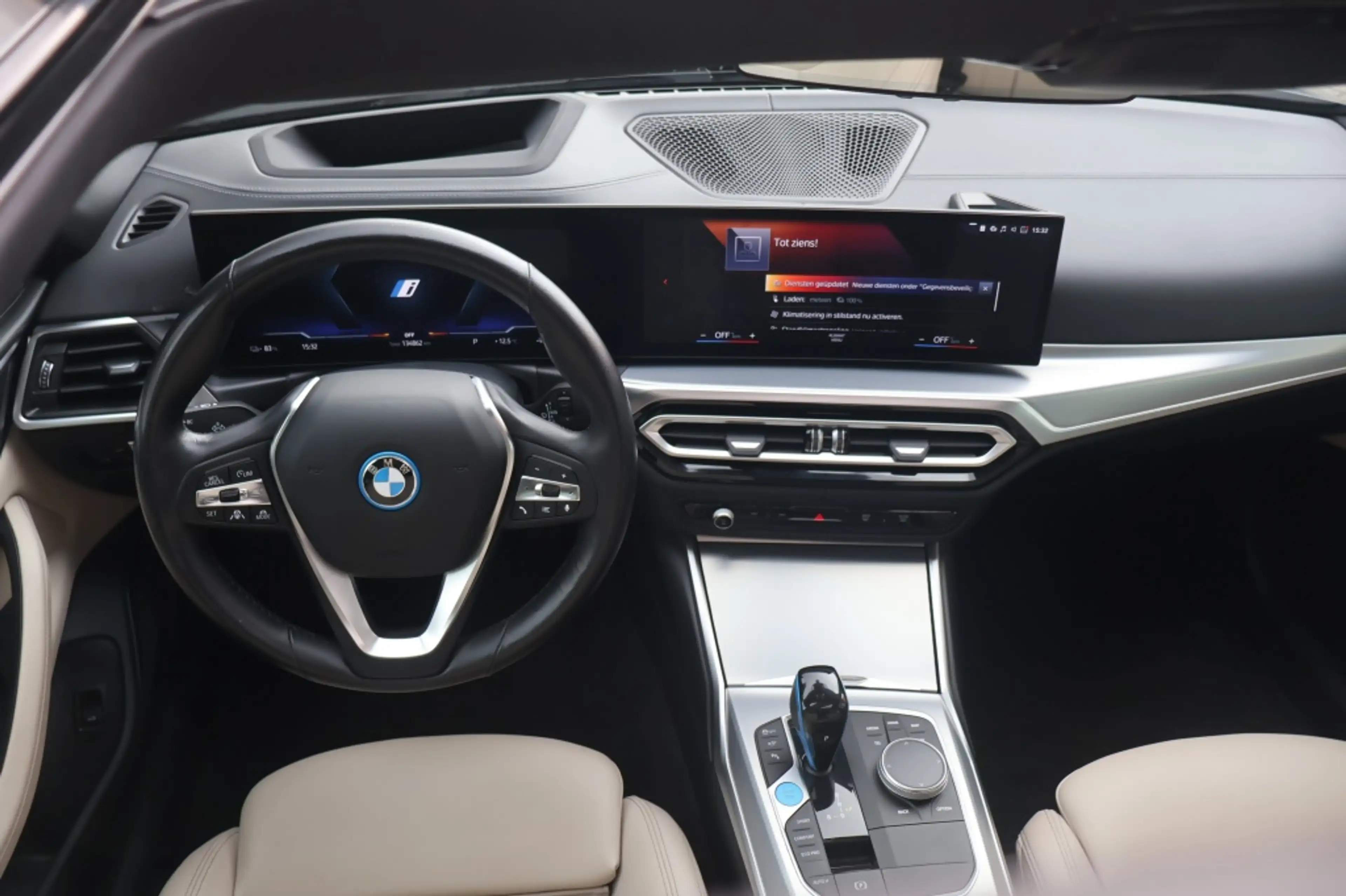 BMW i4 (G26) BEV eDrive40 340pk SoH 97% I Pano I Laser LE — photo 17