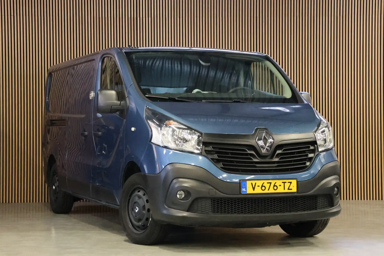 Renault Trafic 1.6 dCi L2H1 | Camera | Cruise control | Airco | C Azul - 2