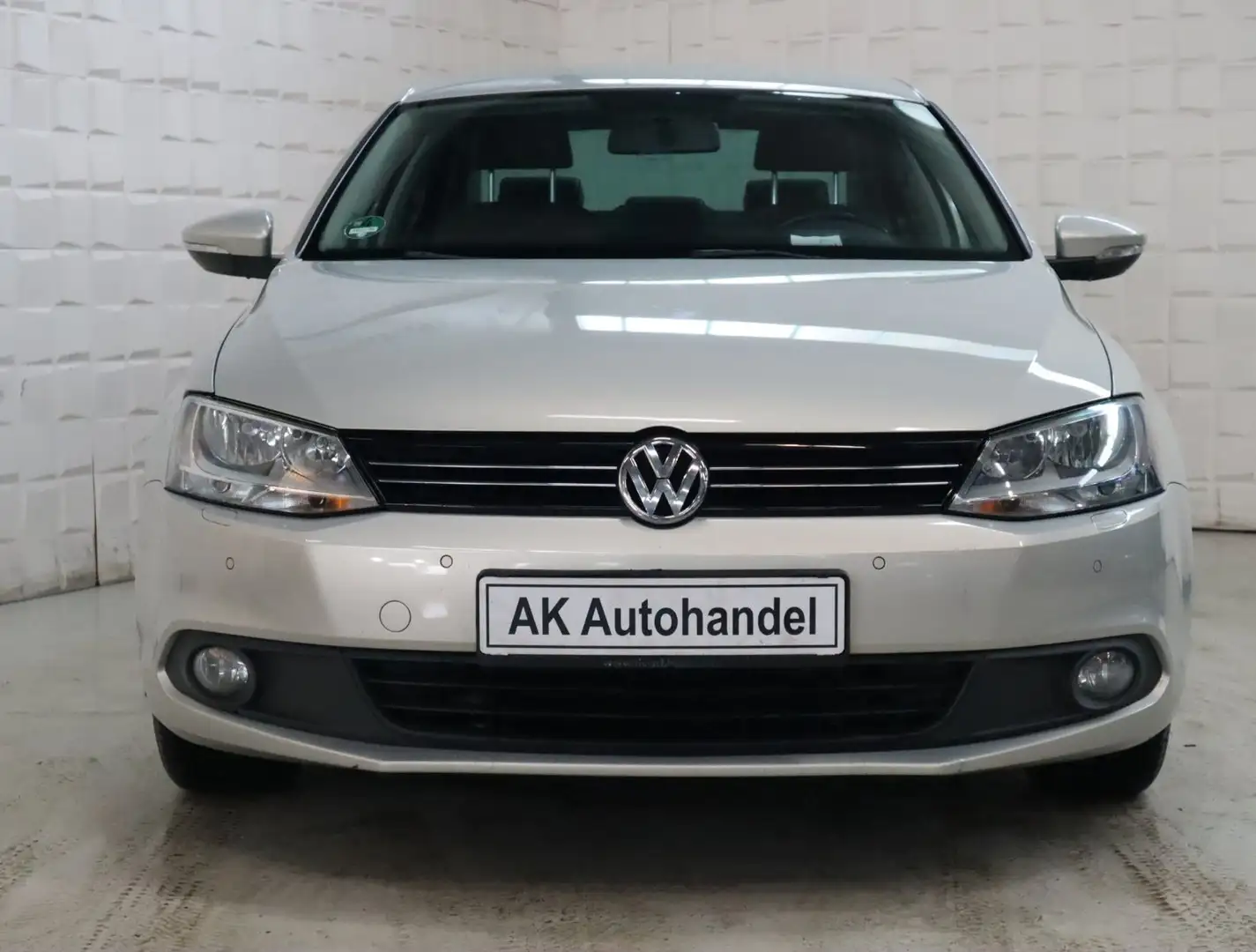 Volkswagen Jetta VI Comfortline Vollleder Klimaaut. PDC SHZ Gold - 2