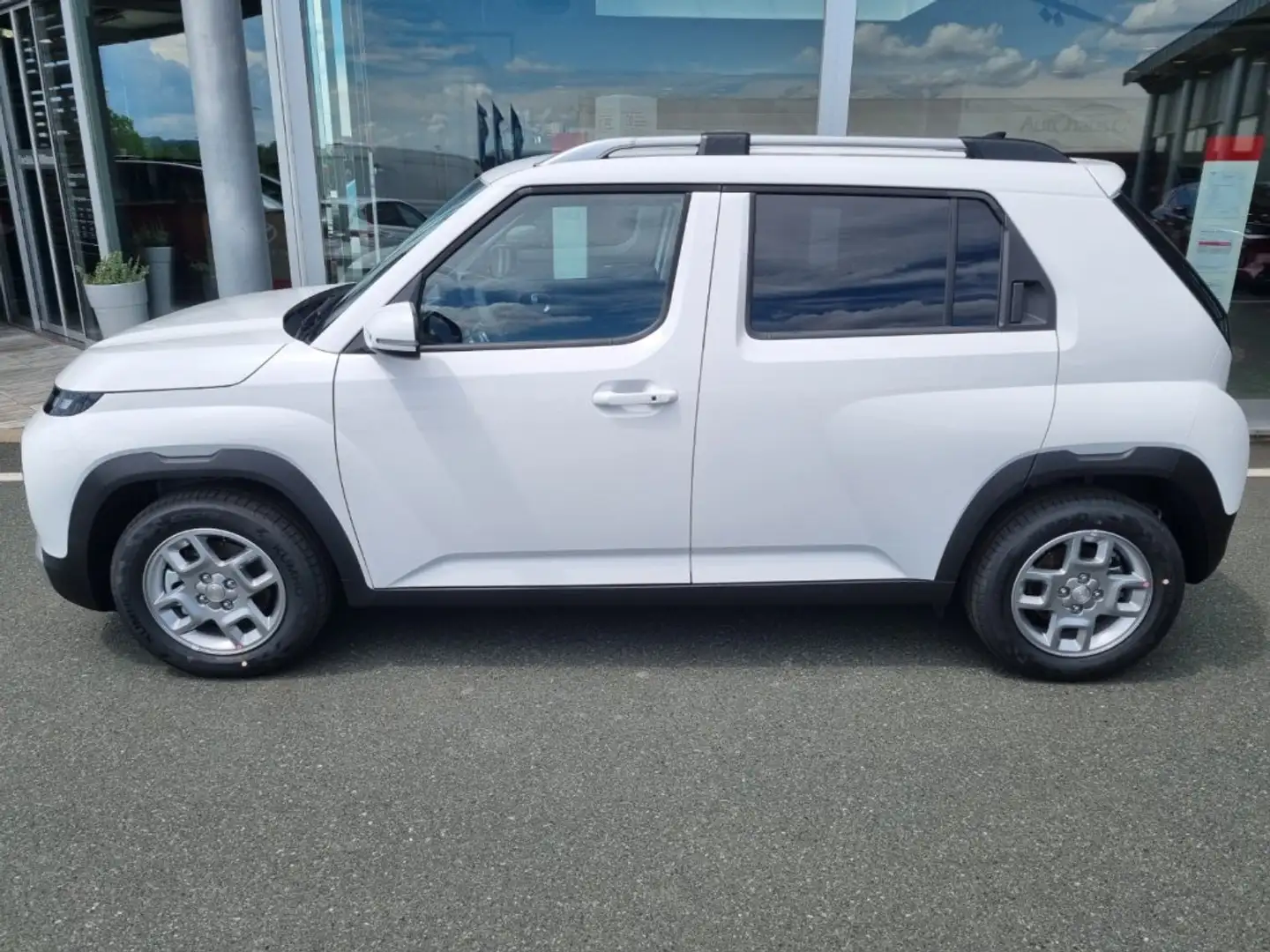 Hyundai Inster Trend Line 49kWh r5t52-P3-O1 Weiß - 2