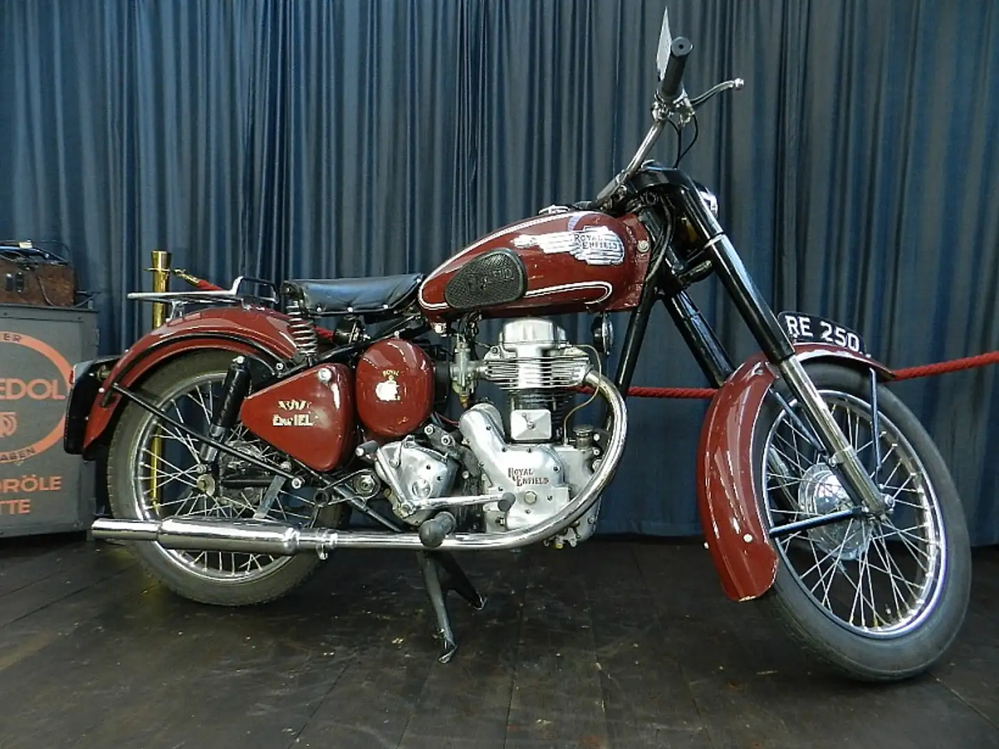Royal Enfield Clipper 250 Rot - 2