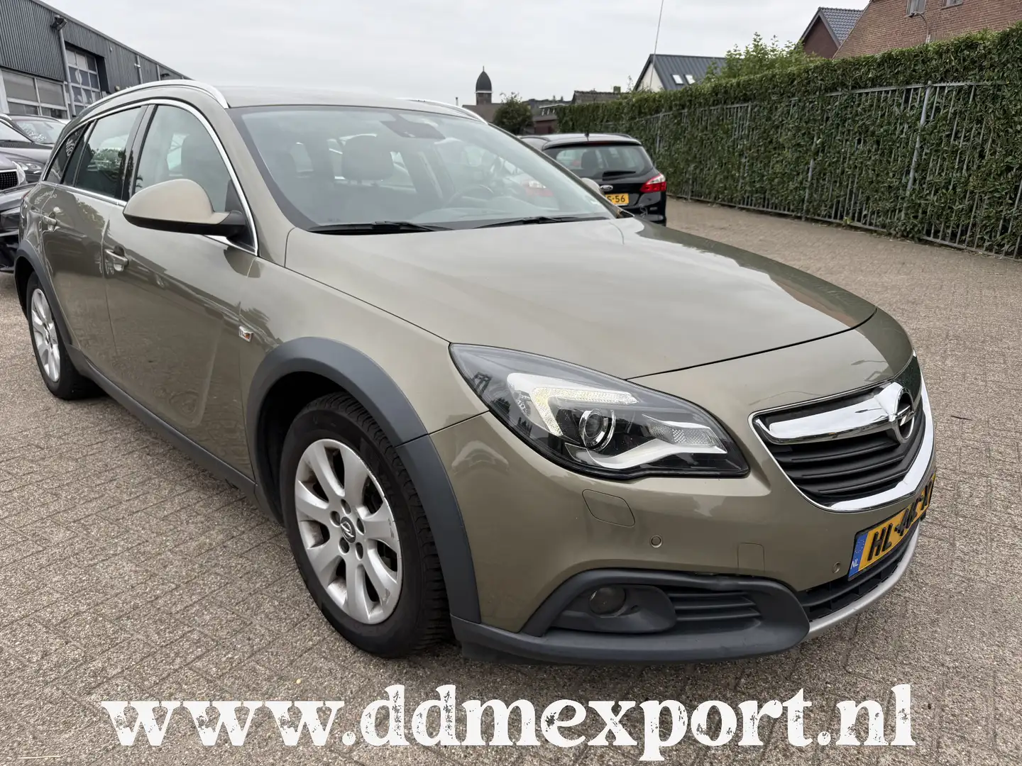 Opel Insignia Sports Tourer 1.6 CDTI EcoFLEX Business+ Vert - 1