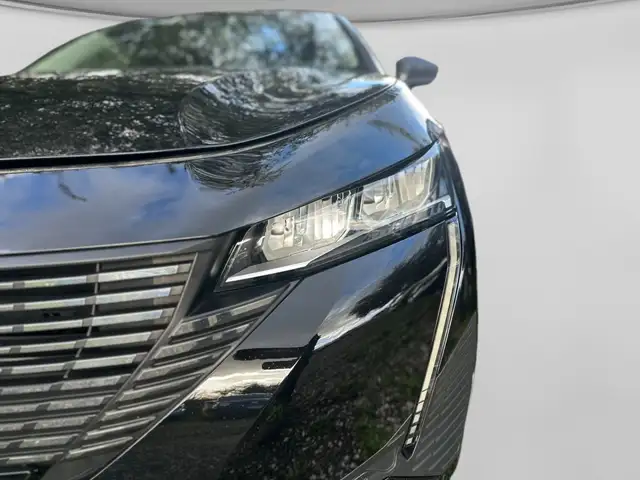 Peugeot 308 view 8