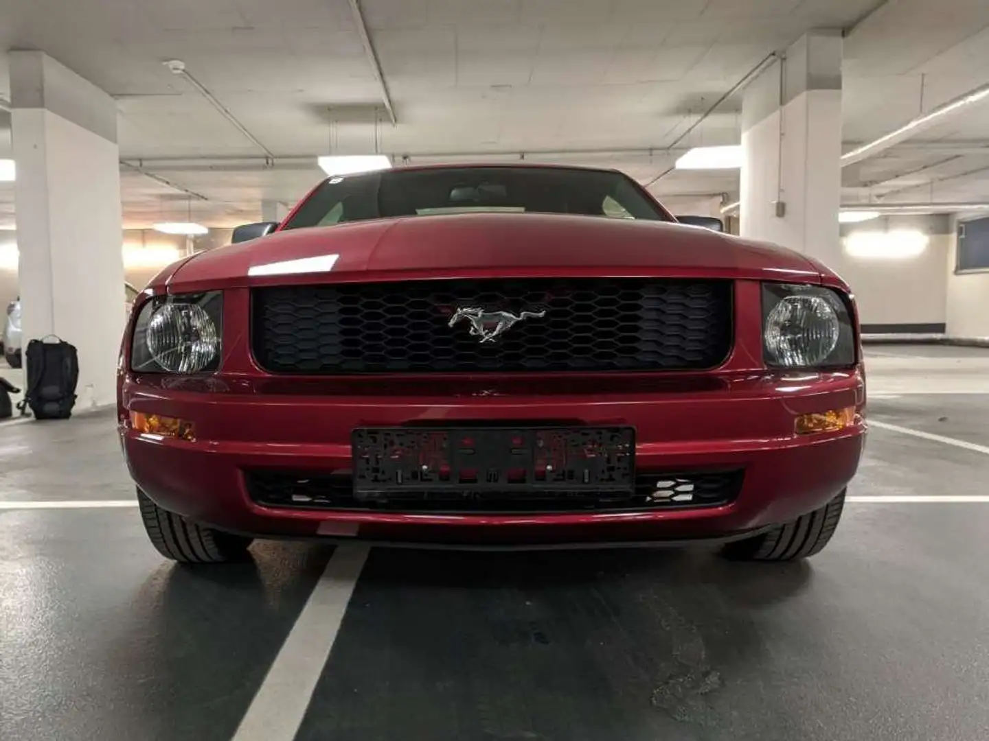 Ford Mustang V6 Coupé Rot - 2