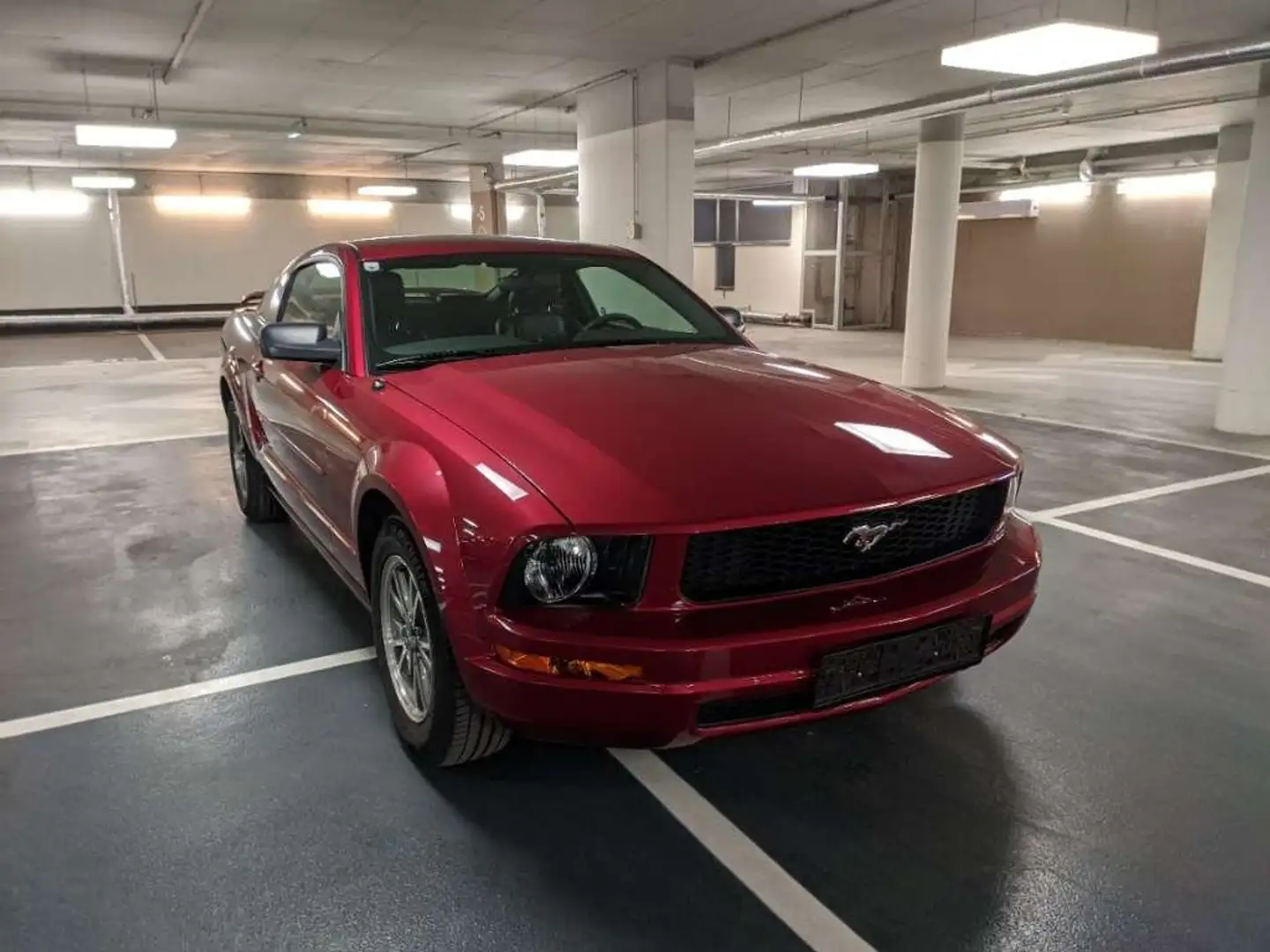 Ford Mustang V6 Coupé Rot - 1
