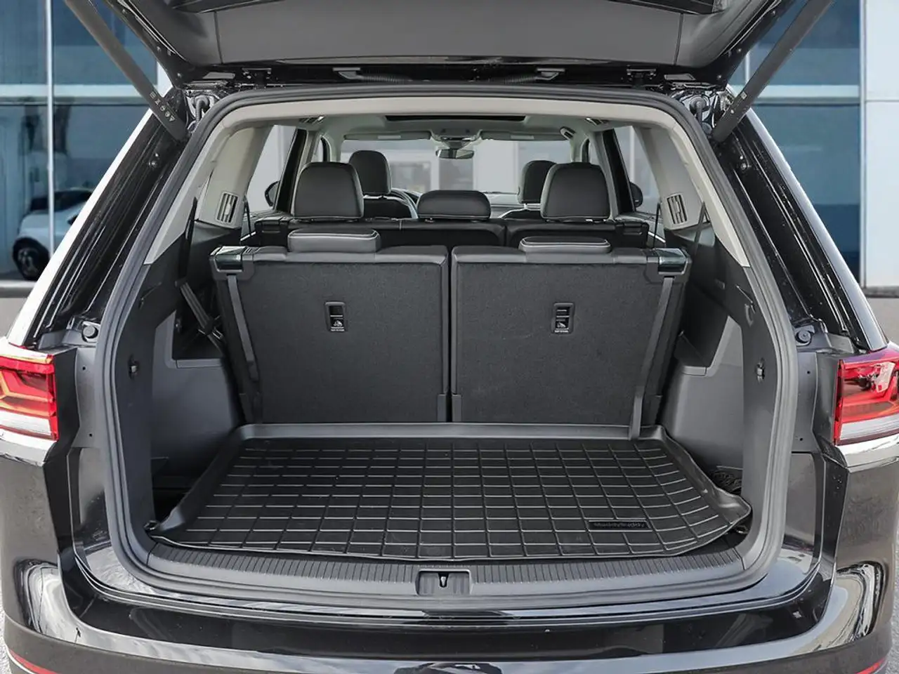 Volkswagen Atlas снимка Volkswagen Atlas