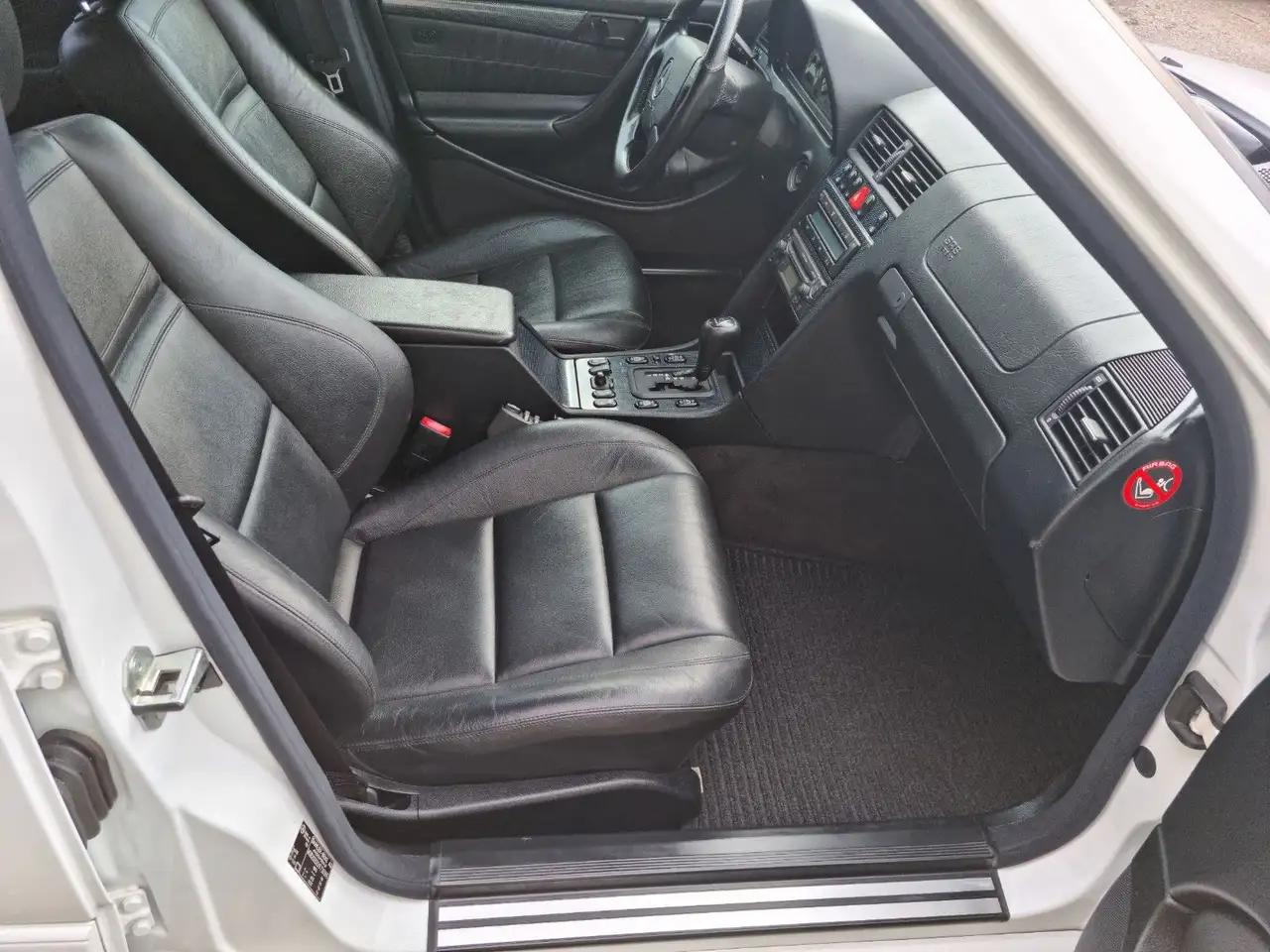 Mercedes-Benz C 43 AMG Sammlerfahrzeug (Jahreswagenzustand), foto 9