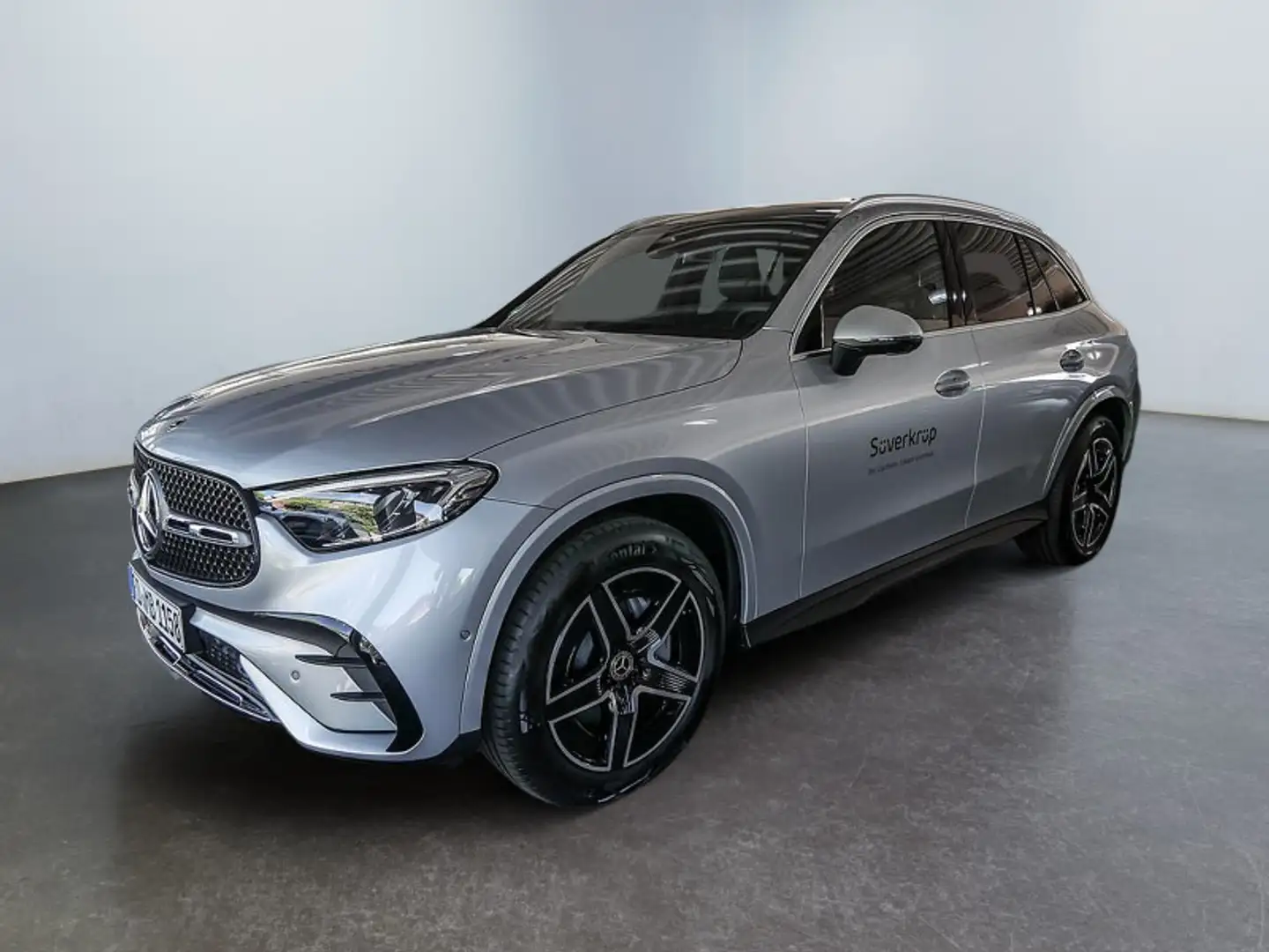Mercedes-Benz GLC 220 d 4M AMG SPUR PANO AHK 360 PDC SHZ MEMO Zilver - 1