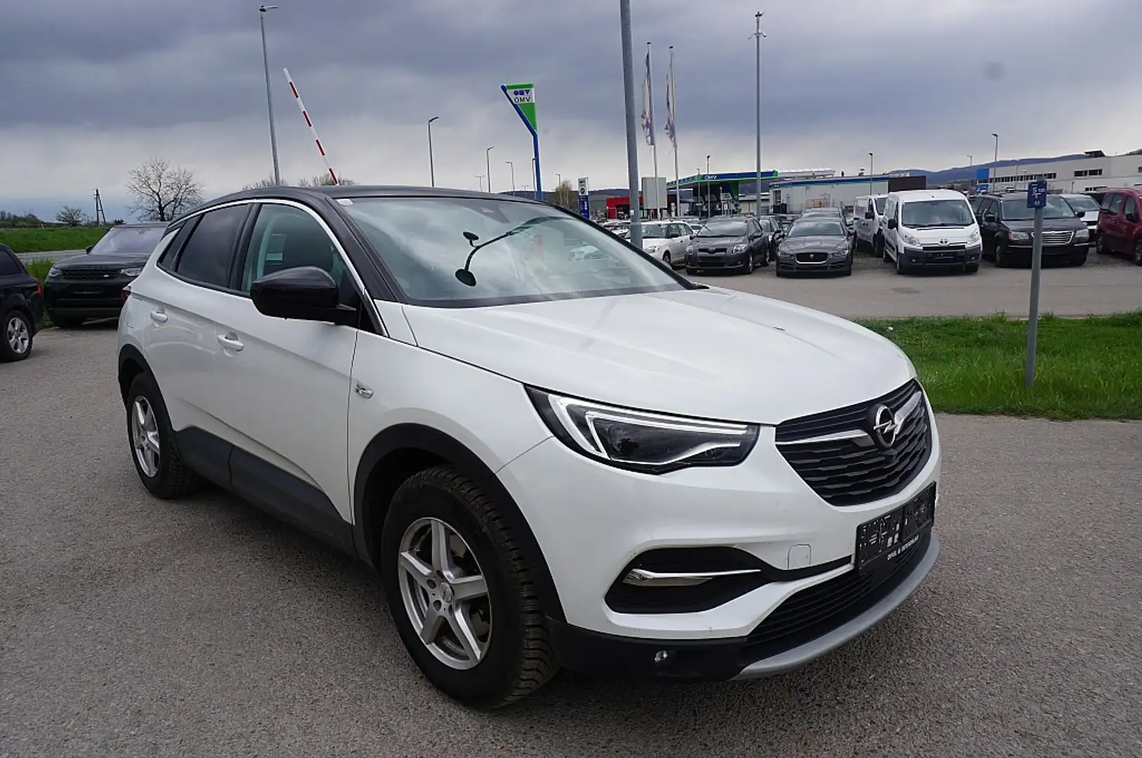 Opel Grandland X 1,2 Turbo Direct Injection Innovation Start/Stop Weiß - 2