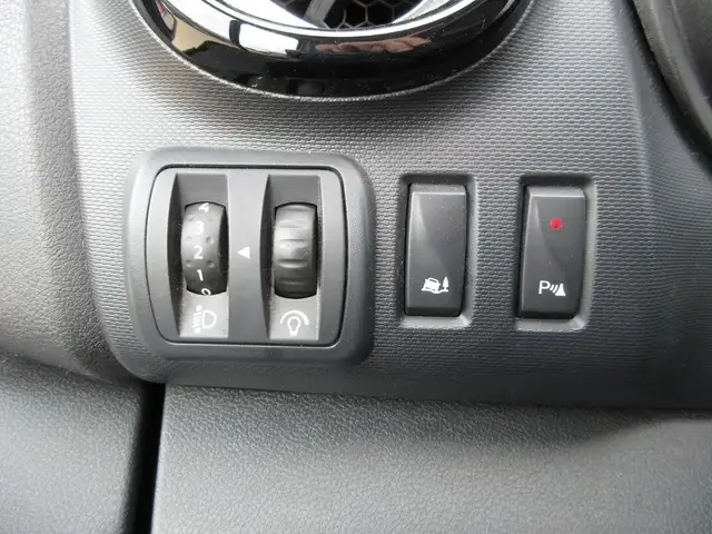 Opel Vivaro view 13