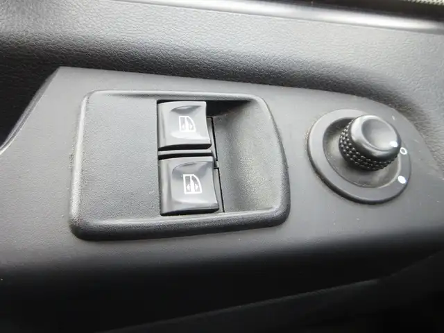 Opel Vivaro view 15
