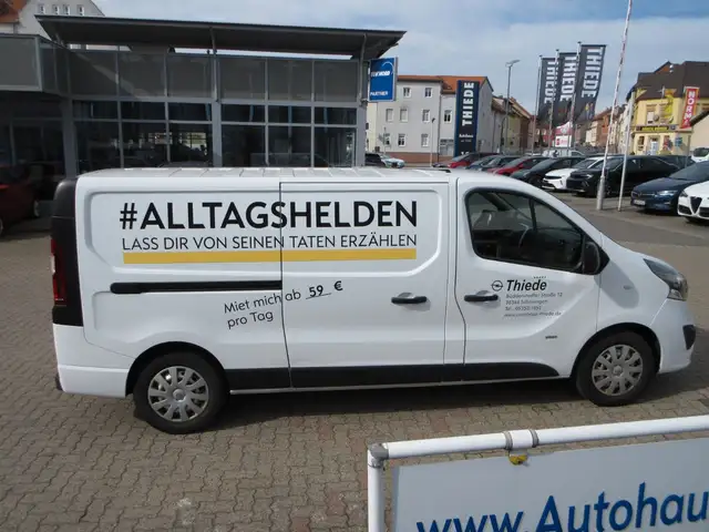Opel Vivaro view 7