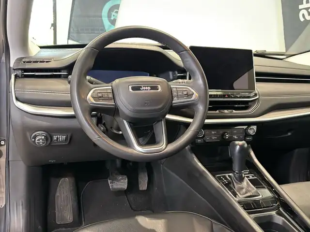 Jeep Compass view 11
