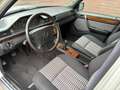 Mercedes-Benz E 200 W124 Zeer nette staat! Zilver - thumbnail 12
