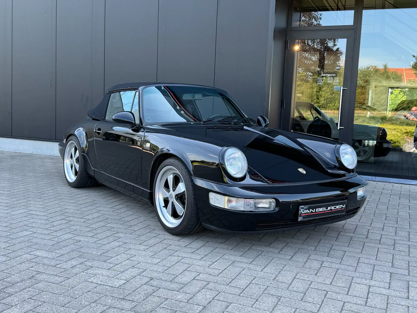 Porsche 964 911 Carrera 4 Cabriolet - 2