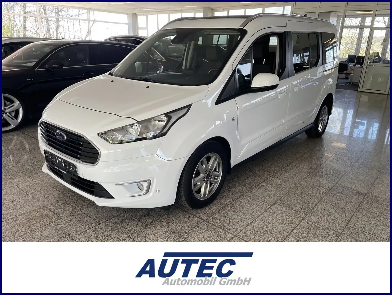 Ford Grand Tourneo