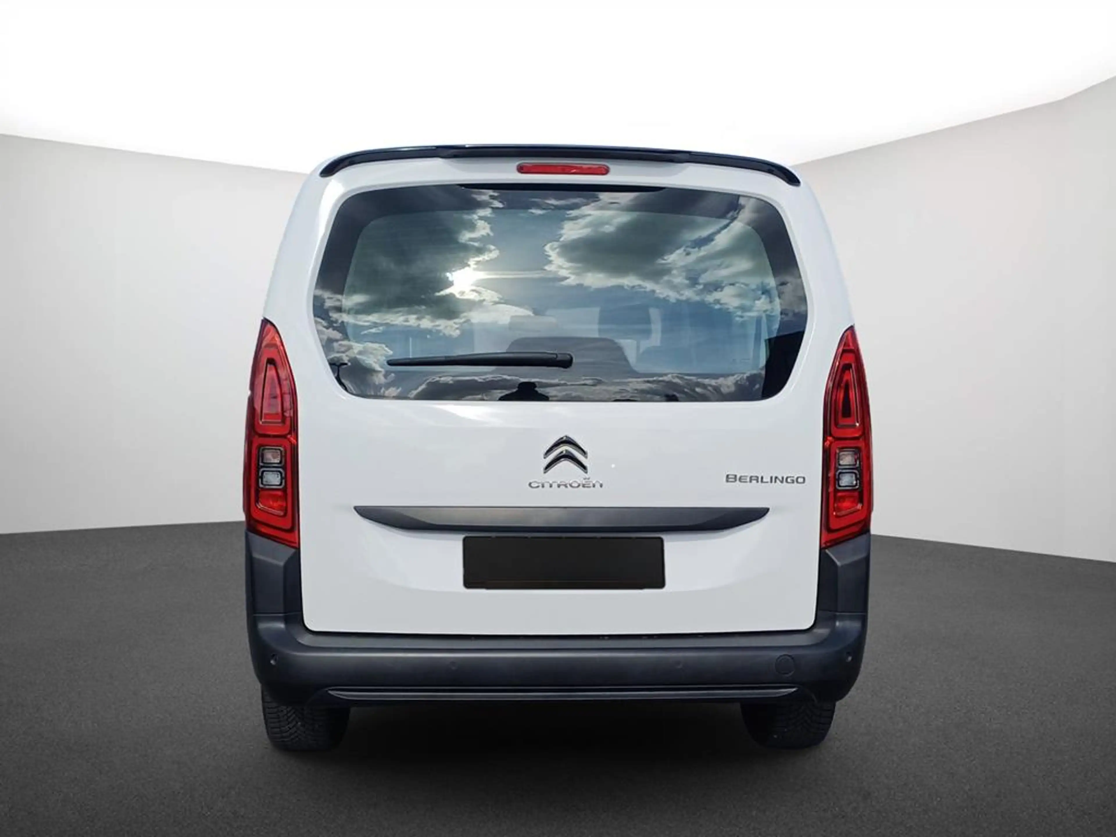 Citroen Berlingo XL PureTech 110 Live — photo 3
