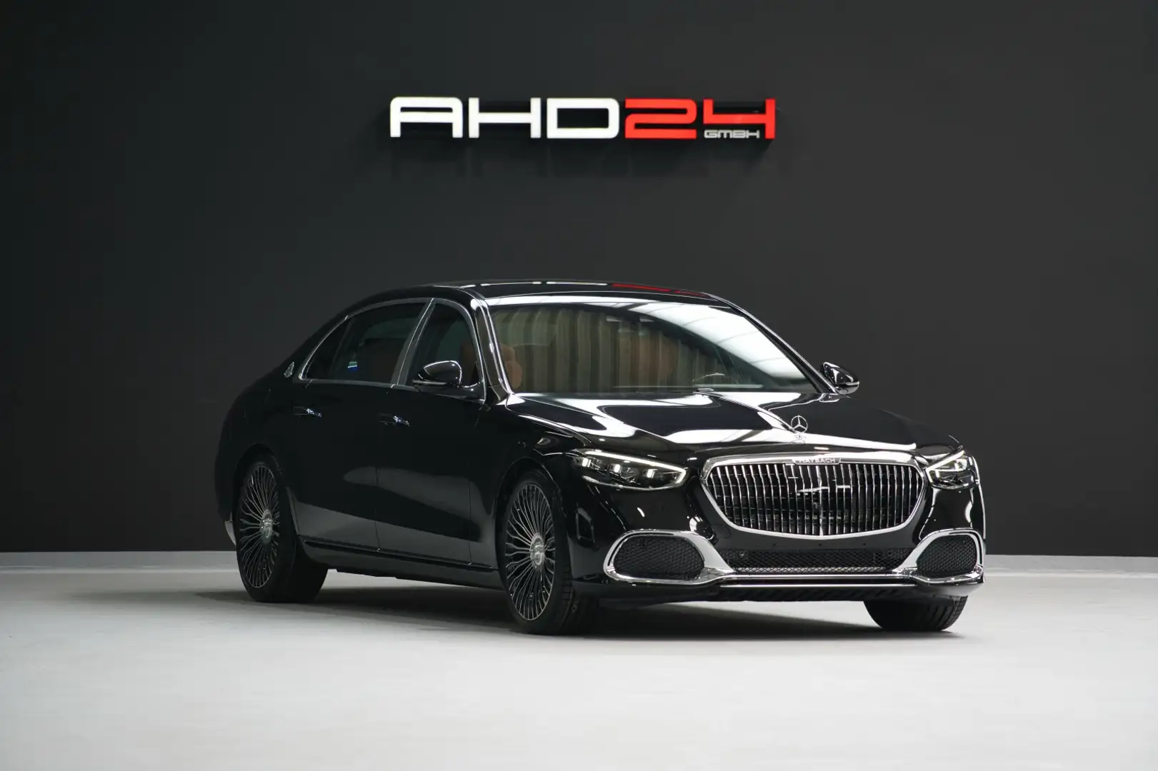 Mercedes-Benz S 580 S 480 MAYBACH 3.0 LITER V6 MY2025 Siyah - 1