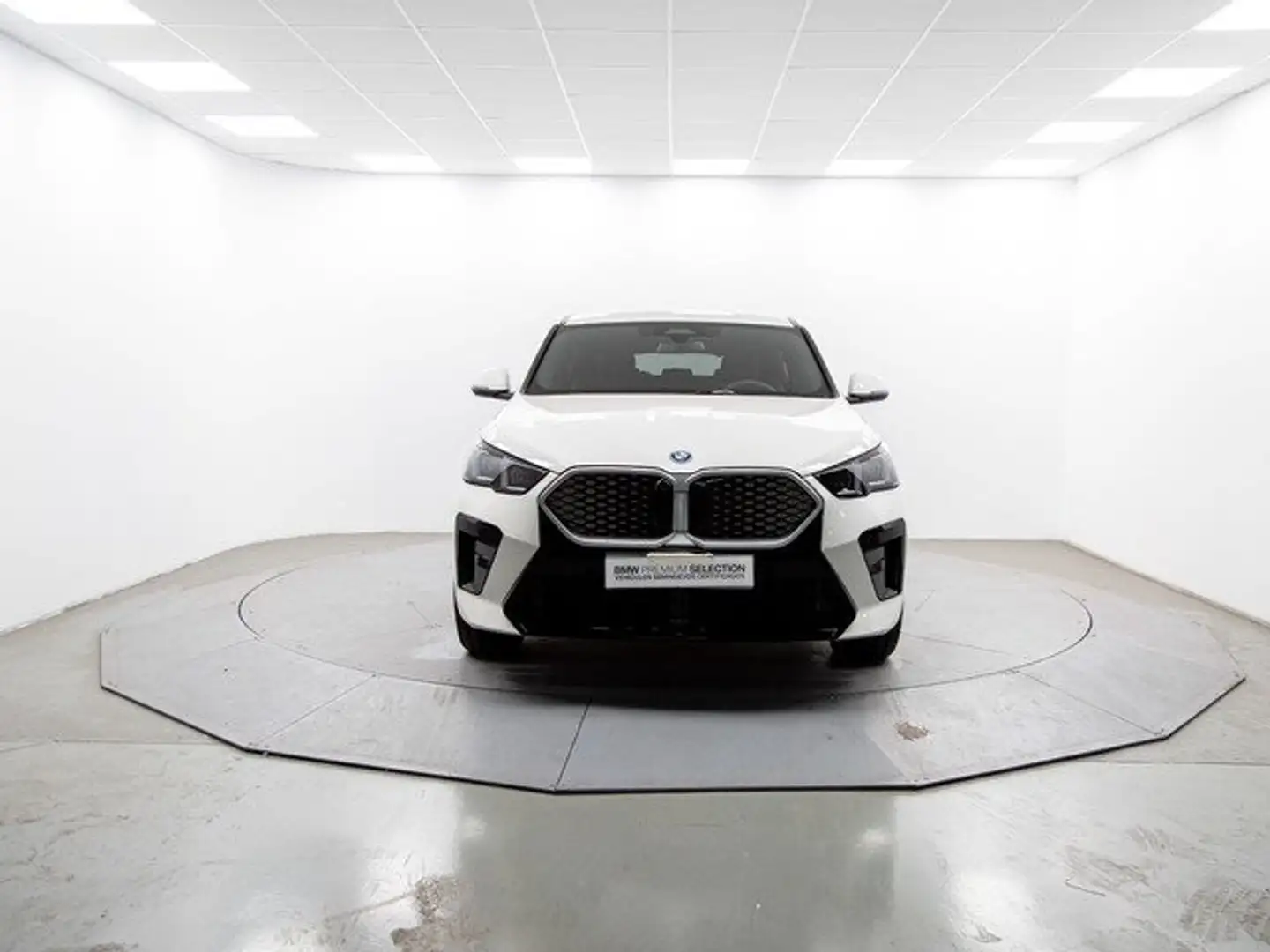 BMW iX2 eDrive20A Blanco - 2